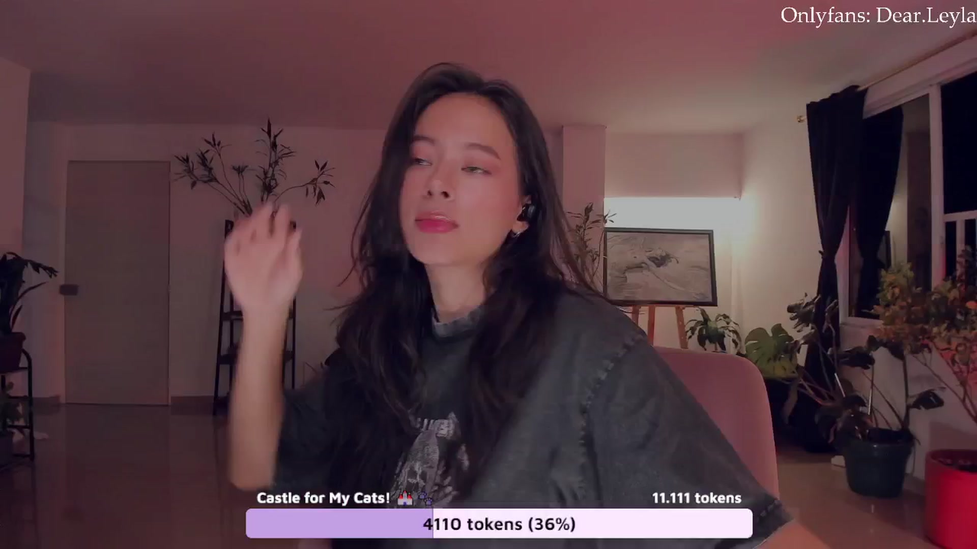 Gallery image thumbnail from LeylaGrey_'s myfreecams stream on, 09/10/2024, 03:33 image 1 of 20