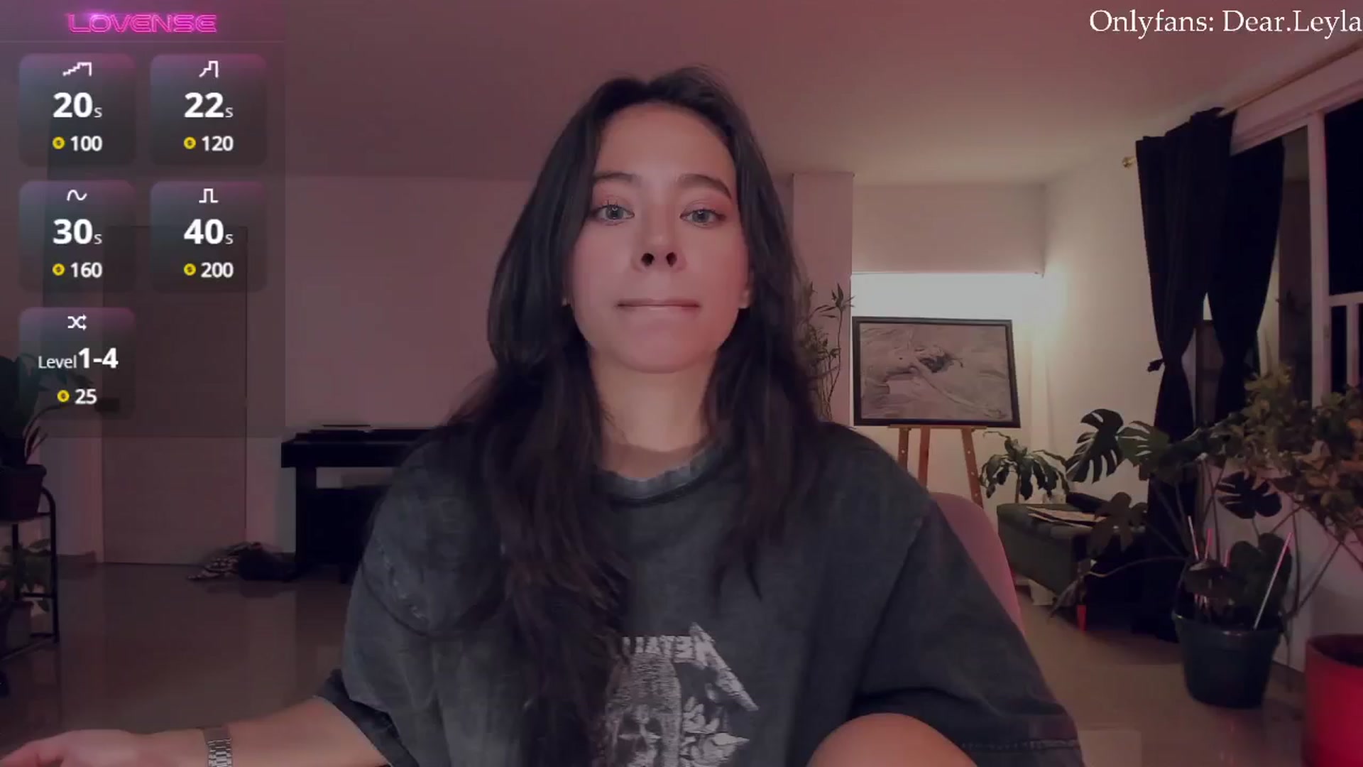 Gallery image thumbnail from LeylaGrey_'s myfreecams stream on, 09/24/2024, 03:10 image 19 of 20