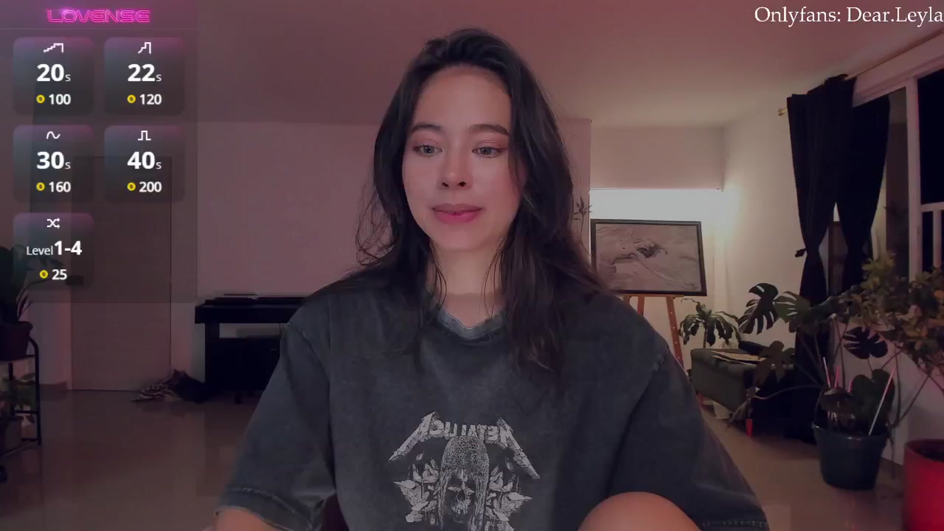 Gallery image thumbnail from LeylaGrey_'s myfreecams stream on, 09/24/2024, 03:10 image 20 of 20