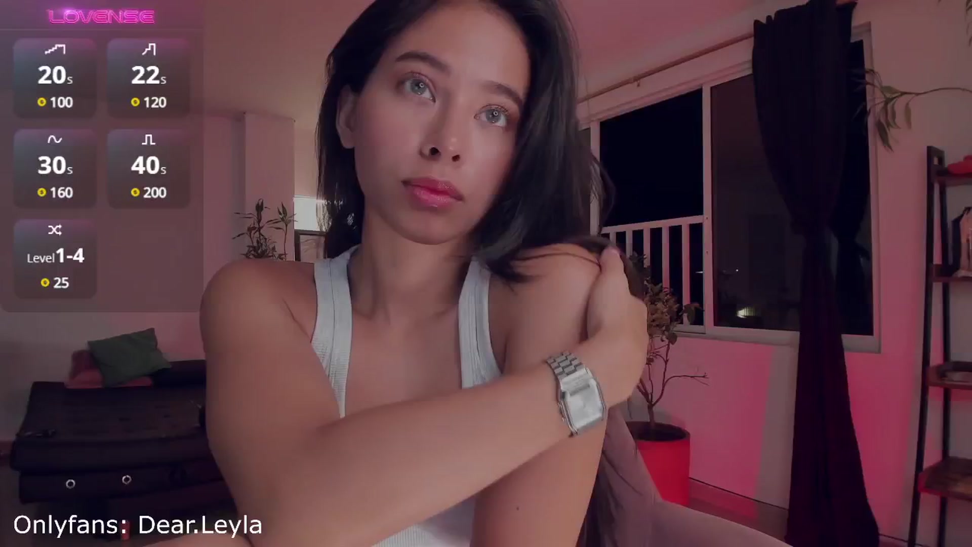 Gallery image thumbnail from LeylaGrey_'s myfreecams stream on, 09/26/2024, 02:40 image 11 of 20