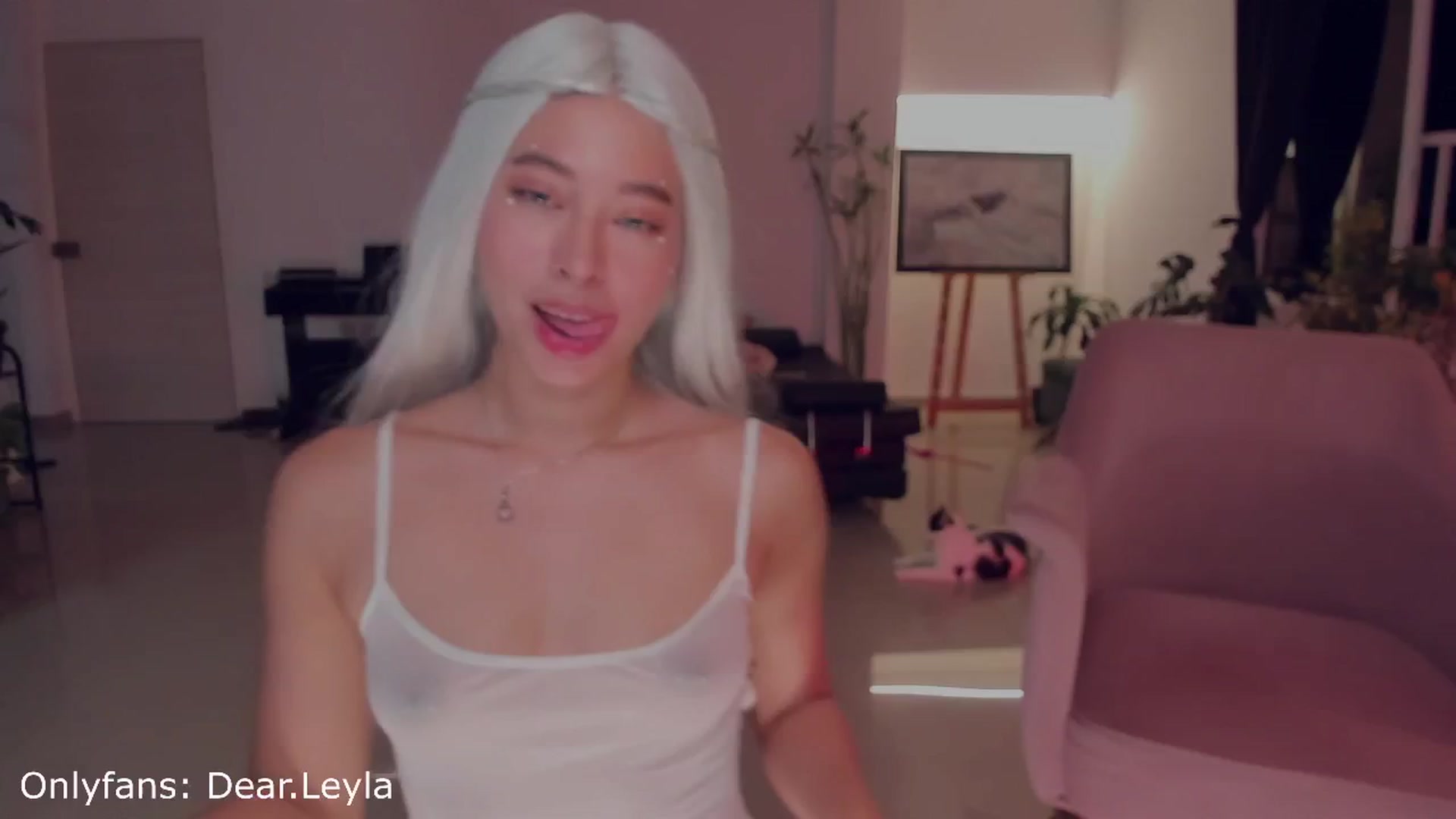 Gallery image thumbnail from LeylaGrey_'s myfreecams stream on, 10/03/2024, 03:35 image 15 of 20