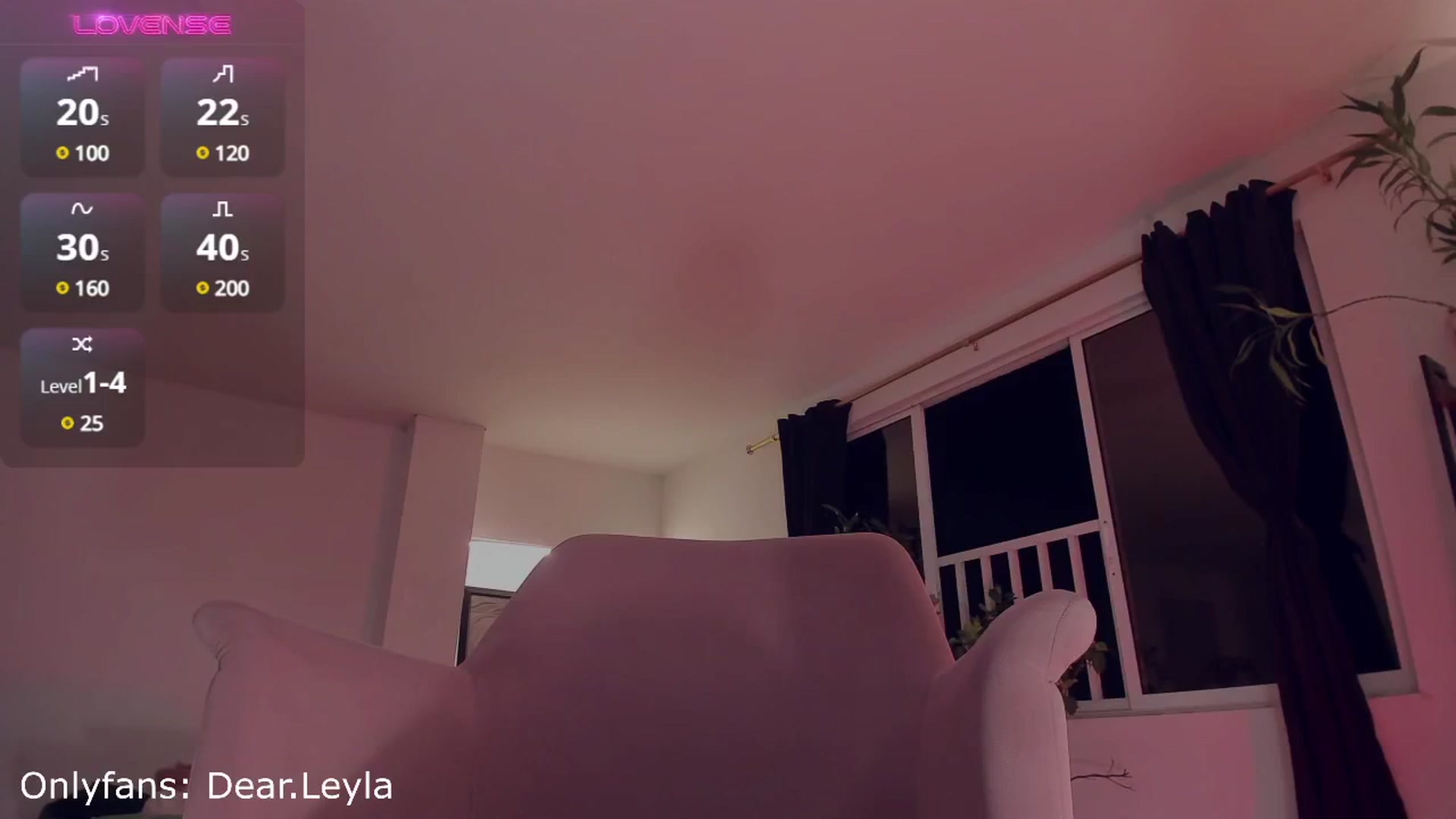 Gallery image thumbnail from LeylaGrey_'s myfreecams stream on, 10/09/2024, 03:13 image 7 of 20