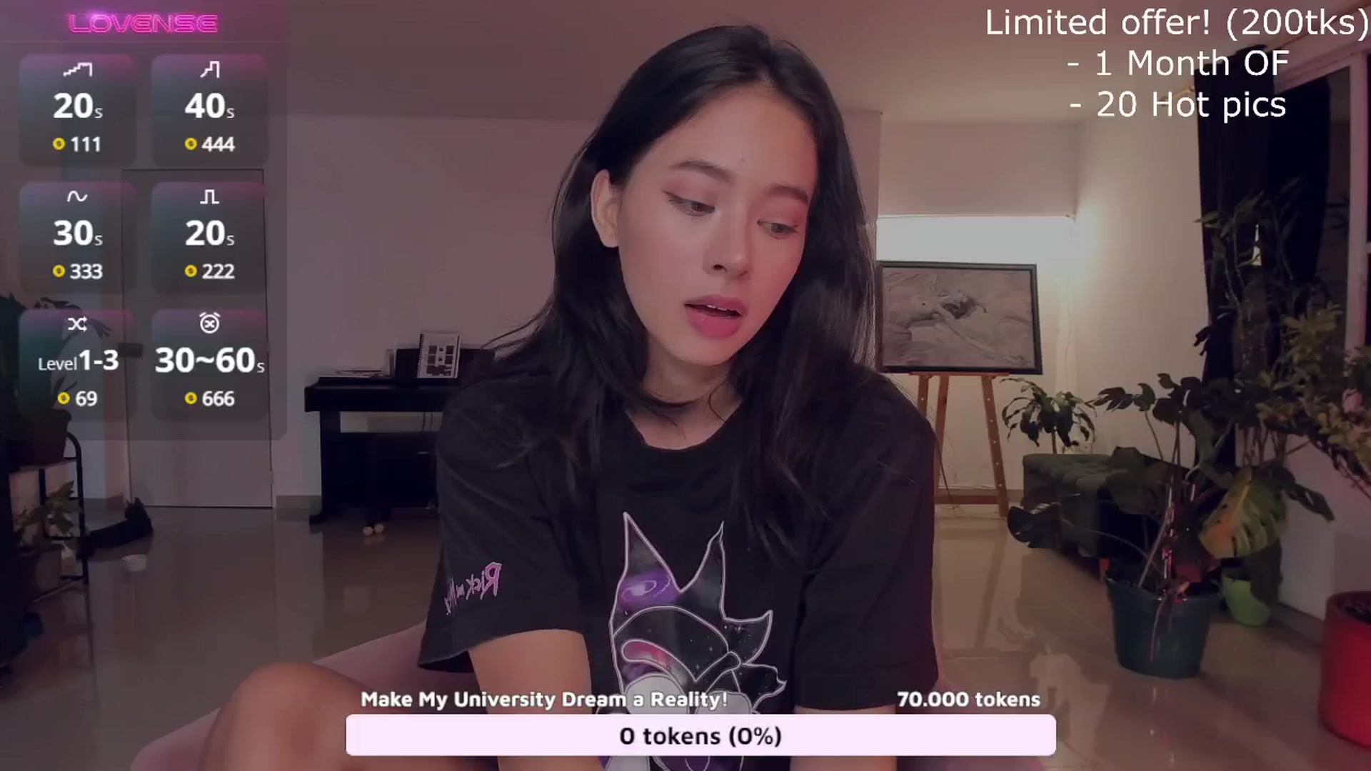 Gallery image thumbnail from LeylaGrey_'s myfreecams stream on, 10/22/2024, 03:23 image 11 of 20