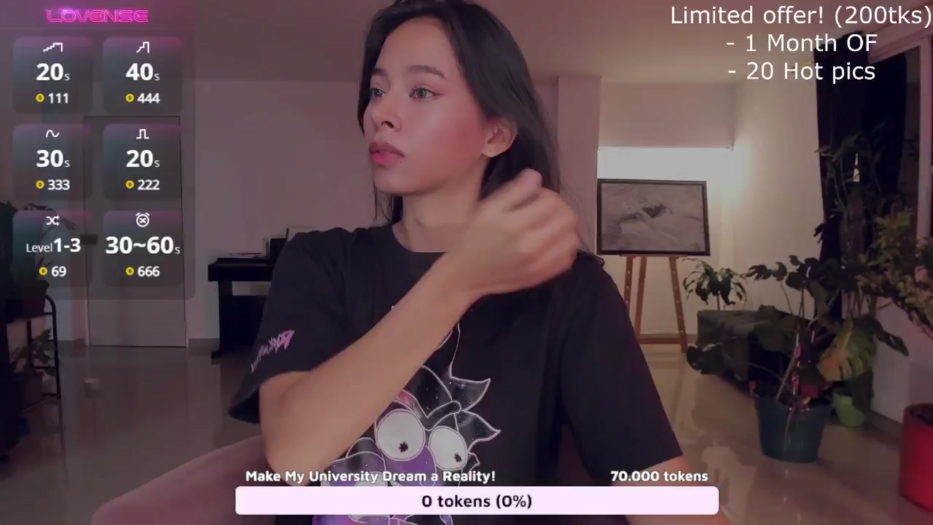 Gallery image thumbnail from LeylaGrey_'s myfreecams stream on, 10/22/2024, 03:23 image 5 of 20