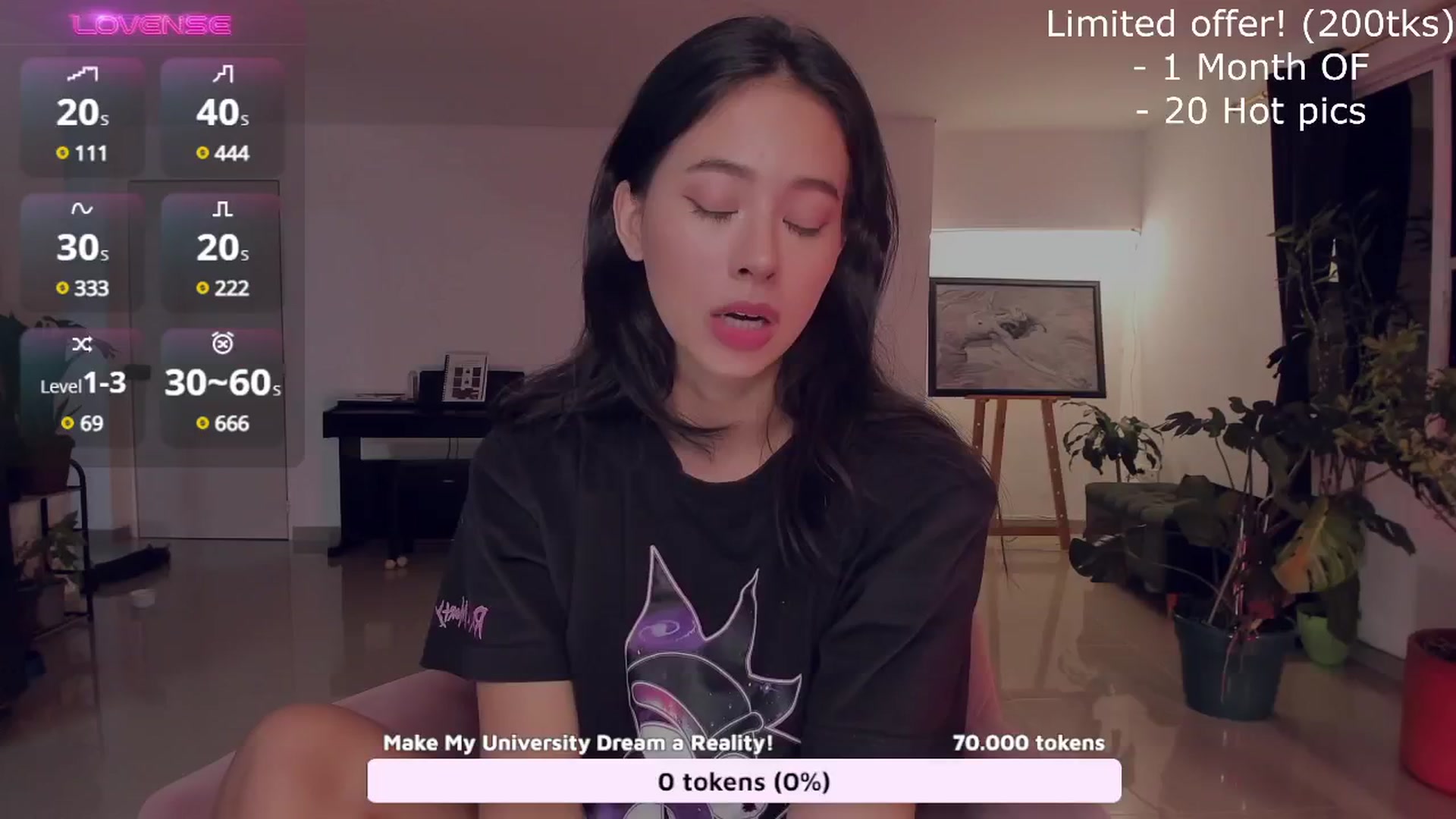 Gallery image thumbnail from LeylaGrey_'s myfreecams stream on, 10/22/2024, 03:23 image 10 of 20