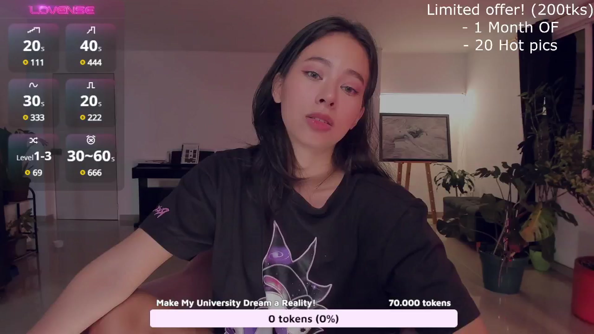 Gallery image thumbnail from LeylaGrey_'s myfreecams stream on, 10/22/2024, 03:23 image 12 of 20