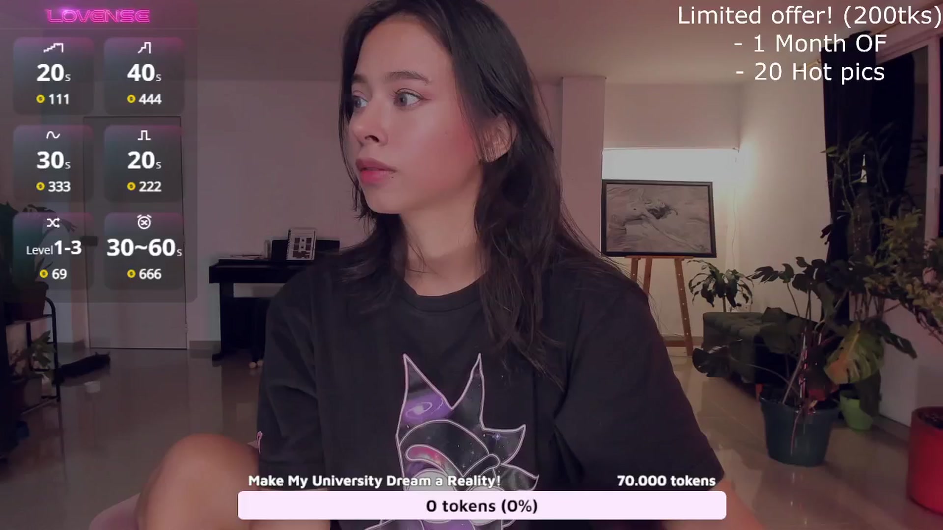 Gallery image thumbnail from LeylaGrey_'s myfreecams stream on, 10/22/2024, 03:23 image 9 of 20