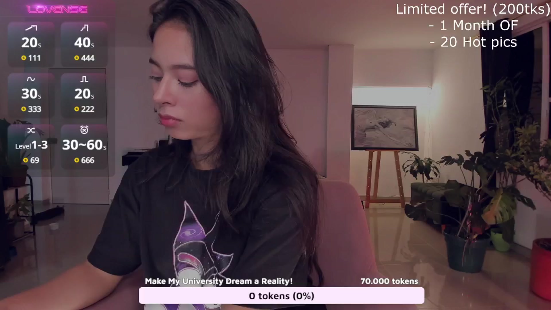 Gallery image thumbnail from LeylaGrey_'s myfreecams stream on, 10/22/2024, 03:23 image 7 of 20