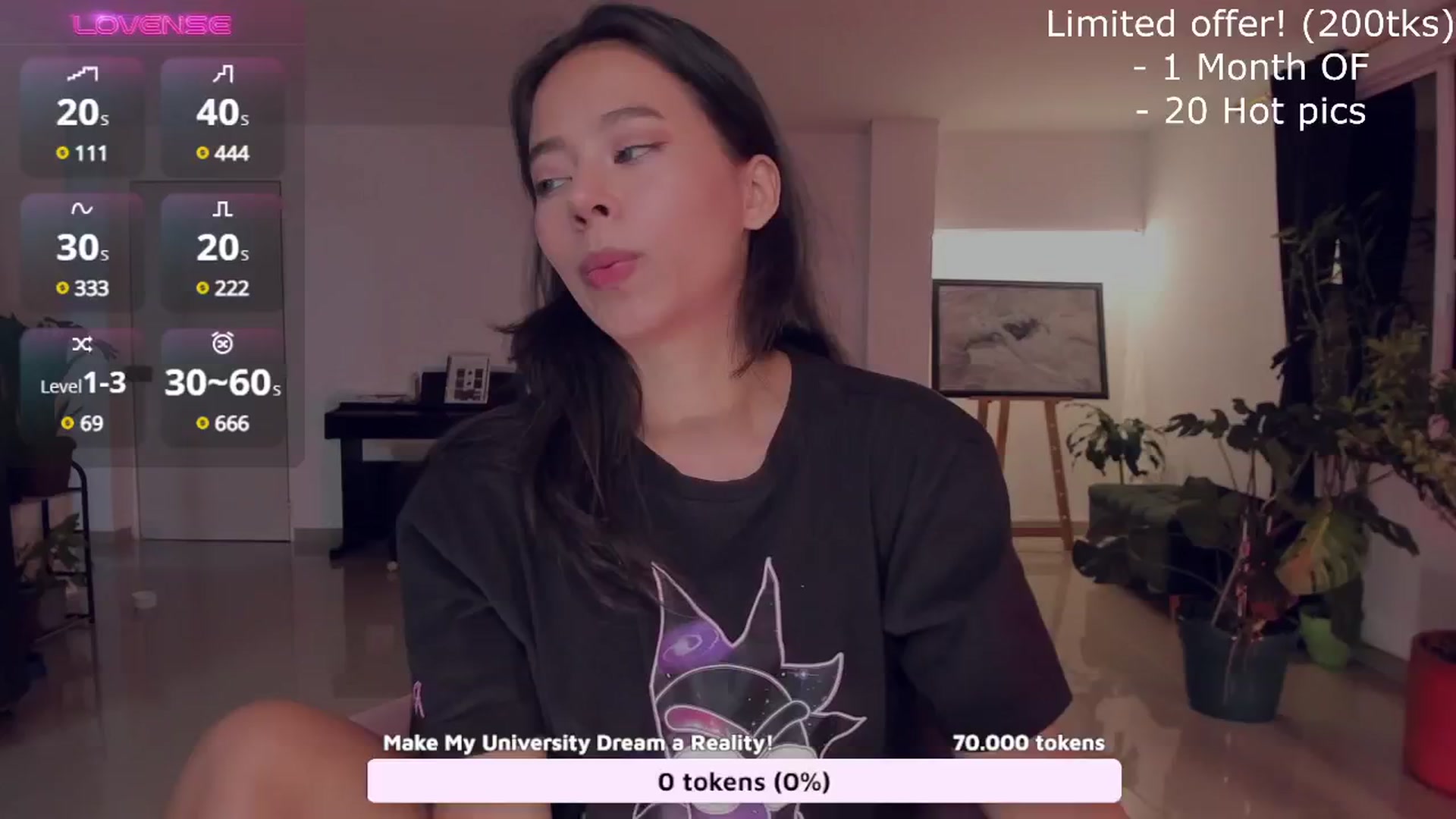 Gallery image thumbnail from LeylaGrey_'s myfreecams stream on, 10/22/2024, 03:23 image 14 of 20