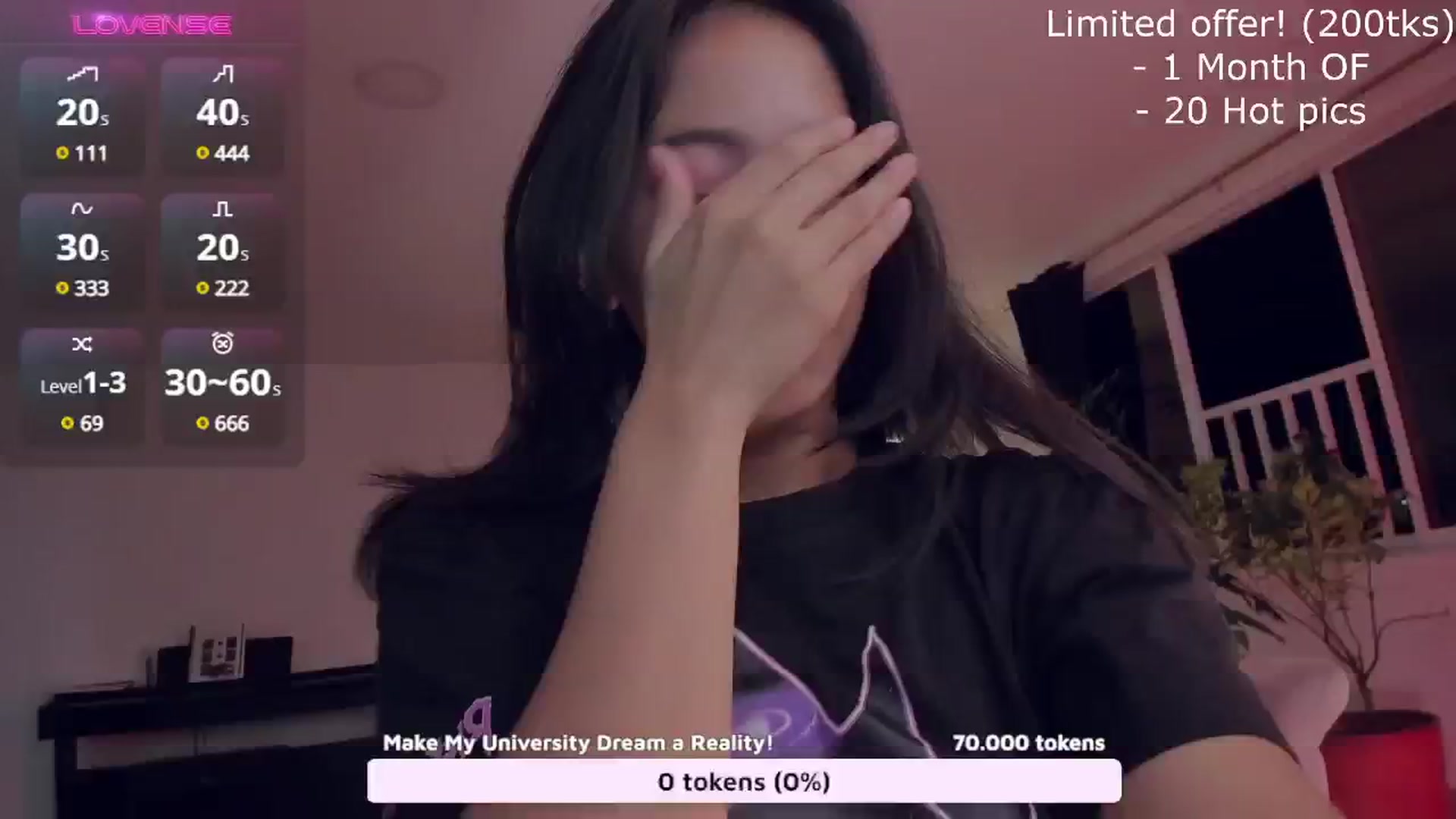 Gallery image thumbnail from LeylaGrey_'s myfreecams stream on, 10/22/2024, 04:31 image 10 of 20