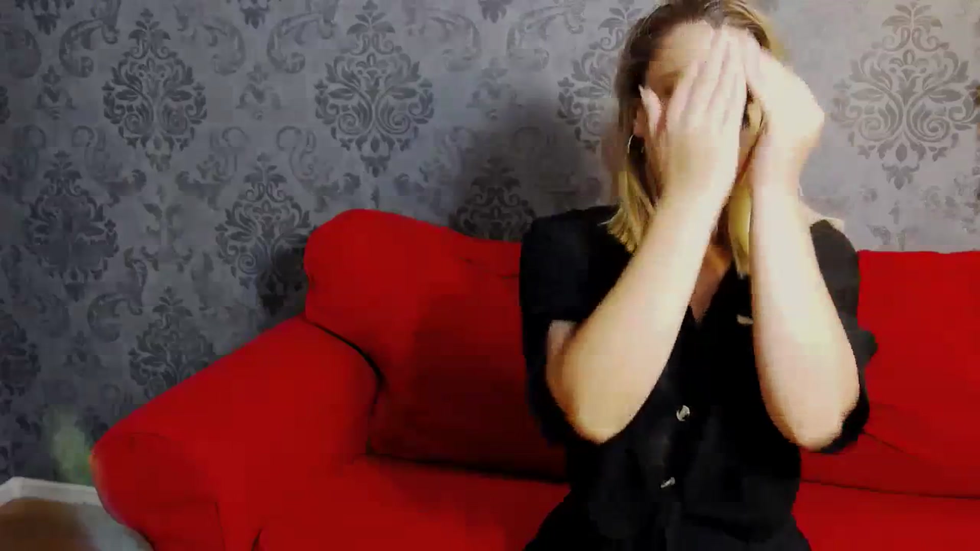 Gallery image thumbnail from Leyla_T's myfreecams stream on, 08/14/2023, 18:54 image 15 of 20