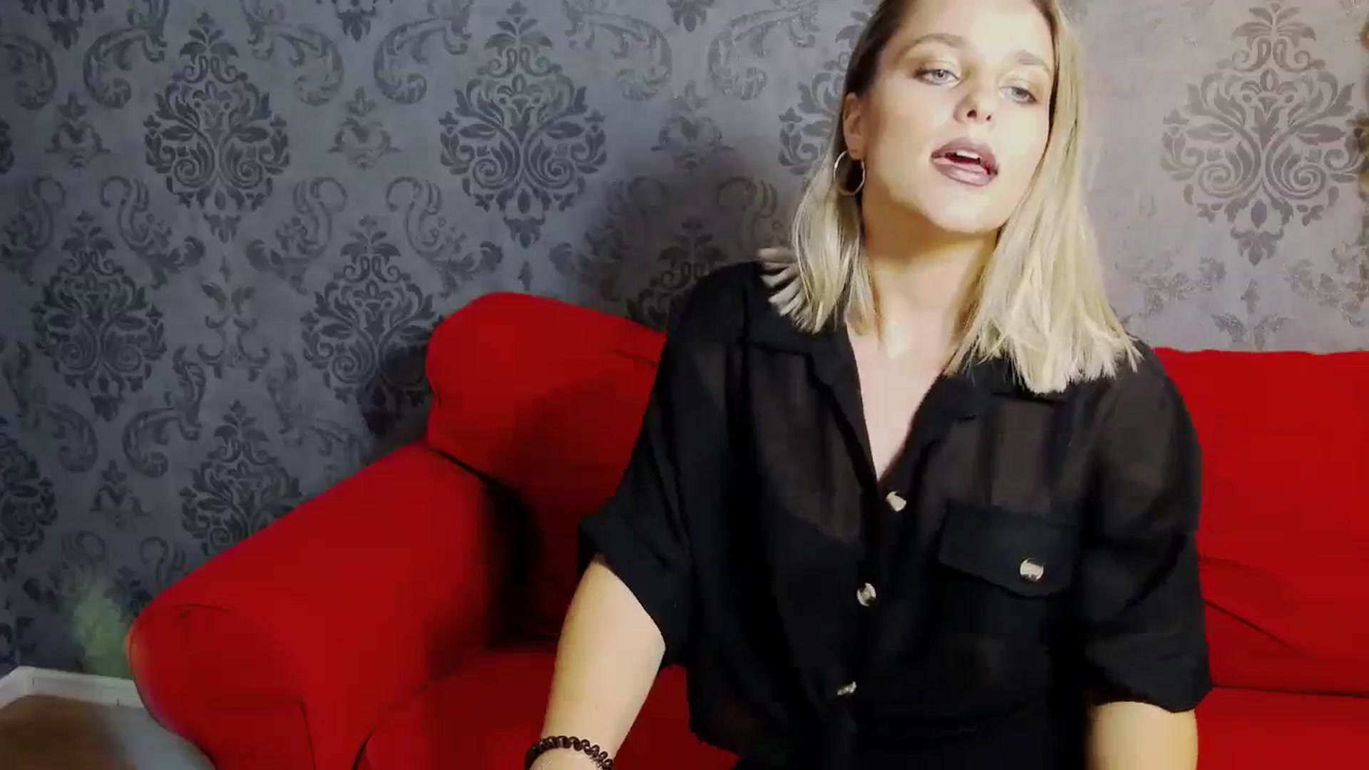Gallery image thumbnail from Leyla_T's myfreecams stream on, 08/14/2023, 18:54 image 10 of 20