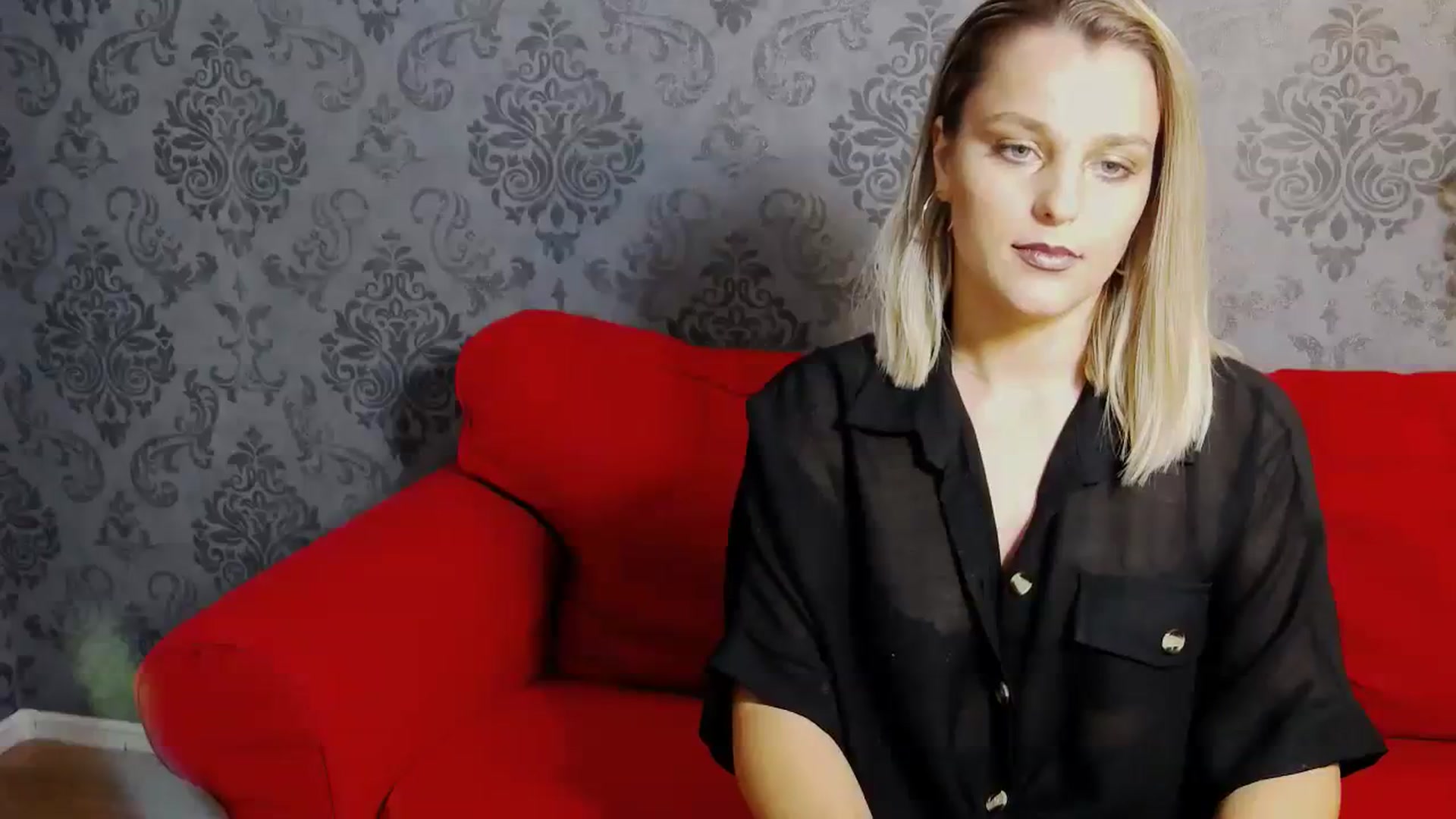 Gallery image thumbnail from Leyla_T's myfreecams stream on, 08/14/2023, 18:54 image 3 of 20