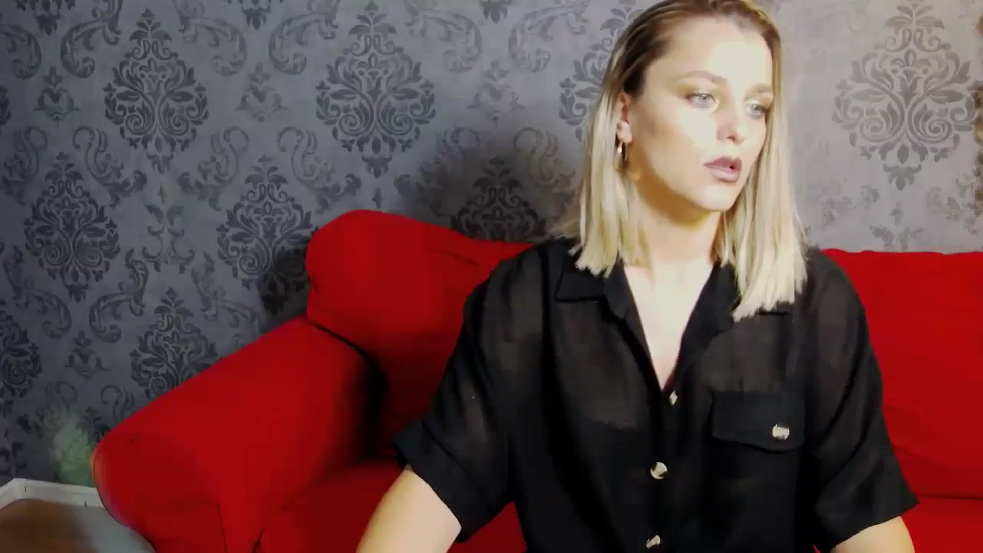 Gallery image thumbnail from Leyla_T's myfreecams stream on, 08/14/2023, 18:54 image 14 of 20