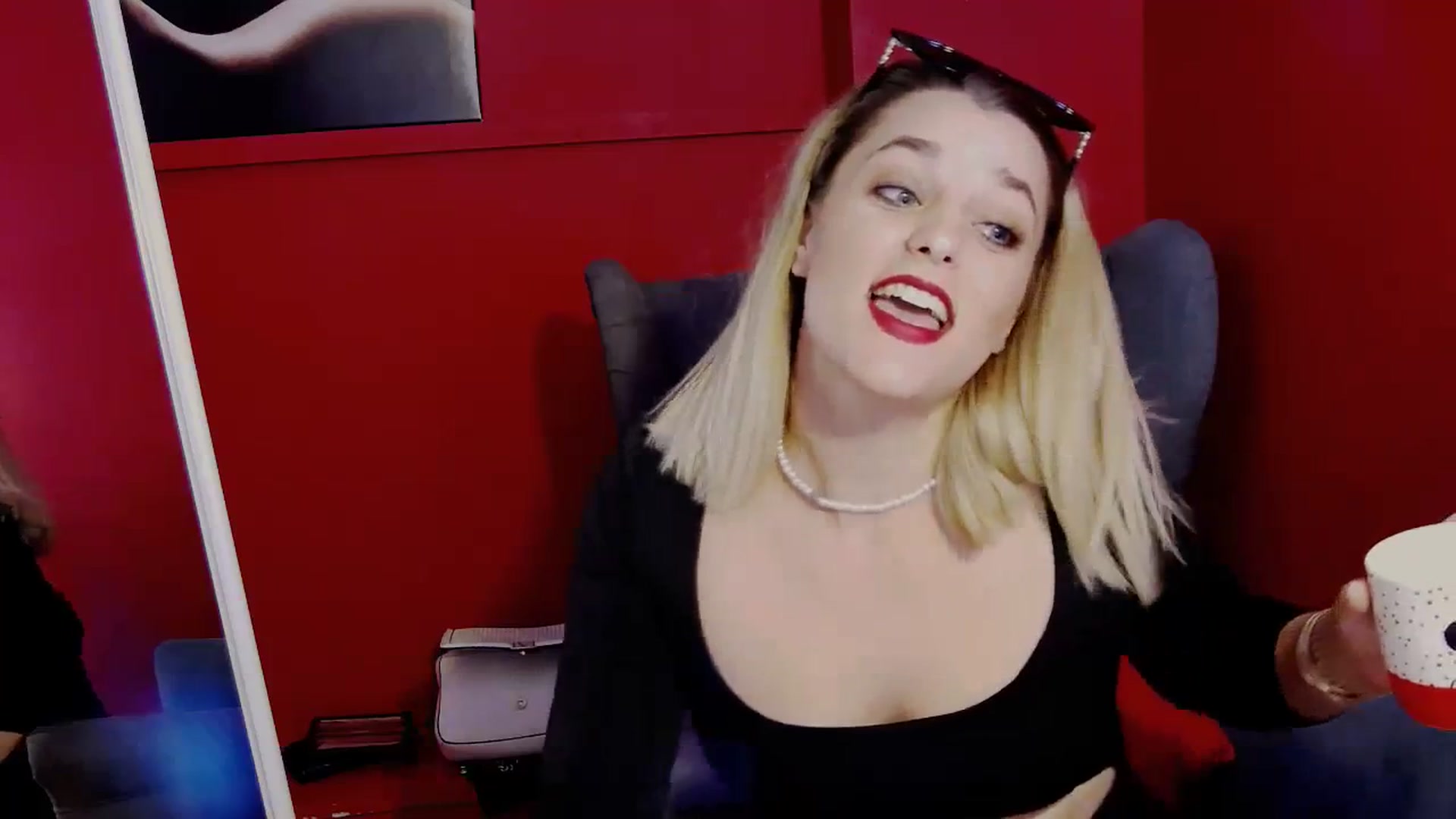 Gallery image thumbnail from Leyla_T's myfreecams stream on, 09/29/2023, 16:52 image 9 of 20