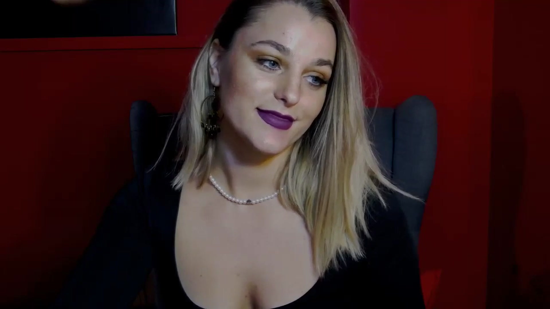 Gallery image thumbnail from Leyla_T's myfreecams stream on, 10/06/2023, 15:12 image 20 of 20