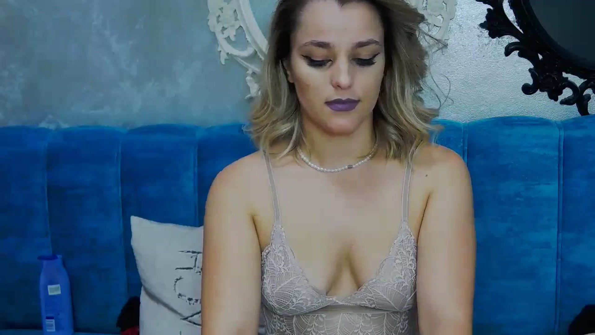 Gallery image thumbnail from Leyla_T's myfreecams stream on, 10/08/2023, 20:32 image 12 of 20