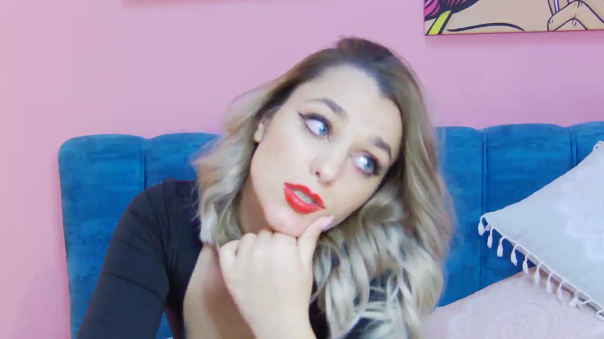 Gallery image thumbnail from Leyla_T's myfreecams stream on, 10/11/2023, 18:57 image 18 of 20