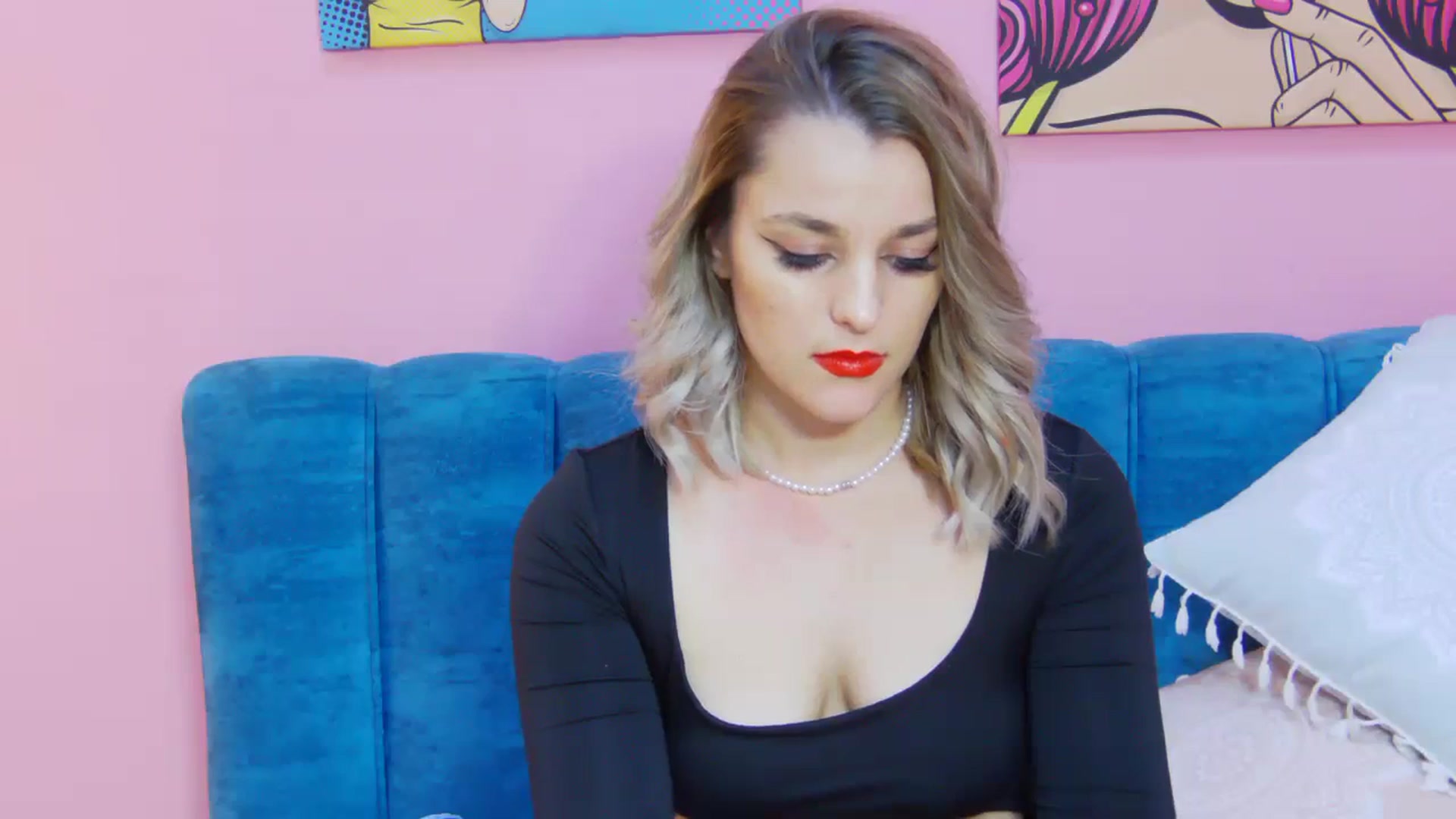 Gallery image thumbnail from Leyla_T's myfreecams stream on, 10/11/2023, 18:57 image 4 of 20