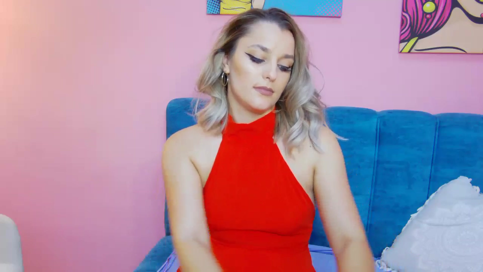 Gallery image thumbnail from Leyla_T's myfreecams stream on, 10/15/2023, 16:26 image 2 of 20