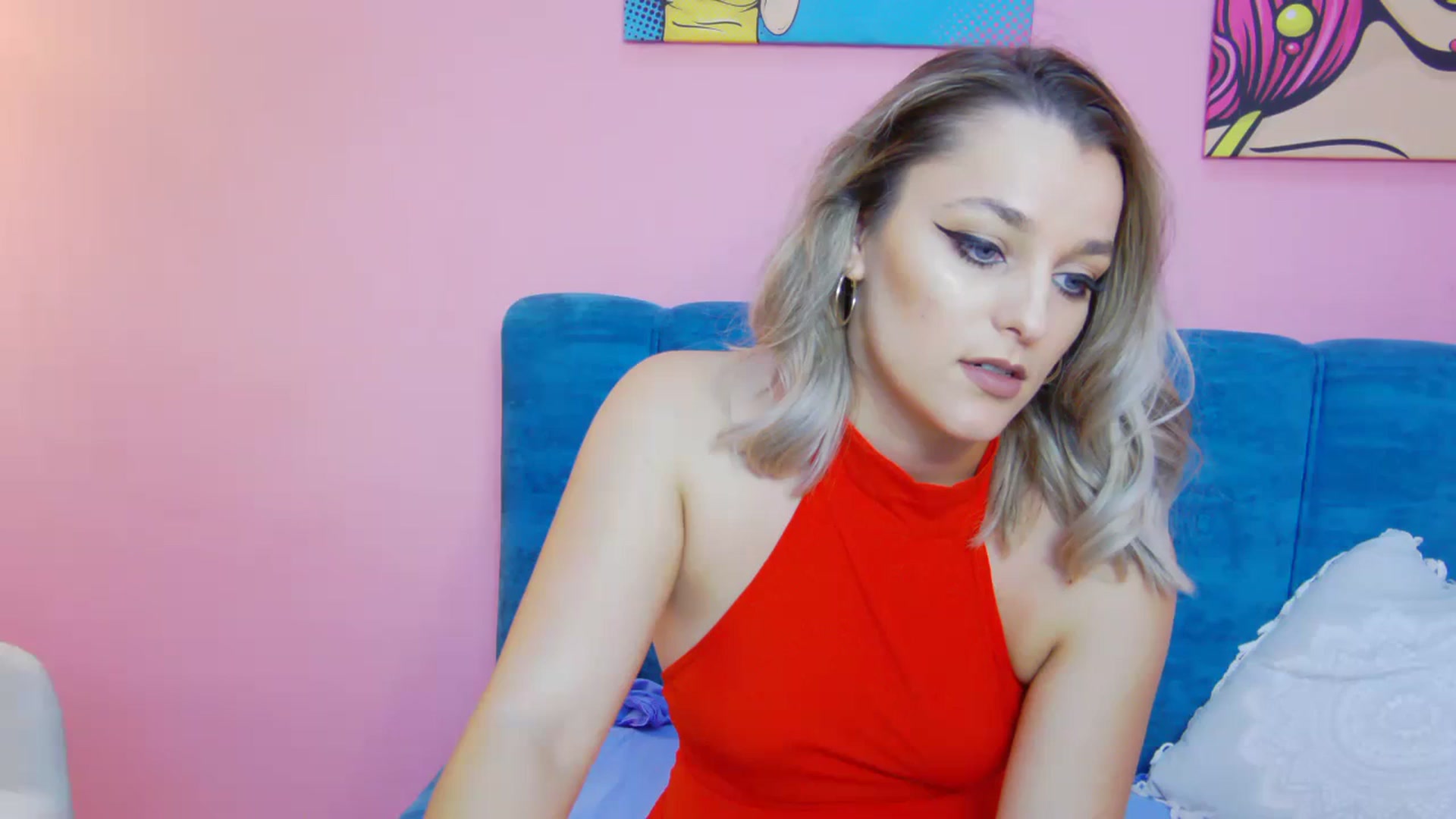 Gallery image thumbnail from Leyla_T's myfreecams stream on, 10/15/2023, 16:26 image 9 of 20