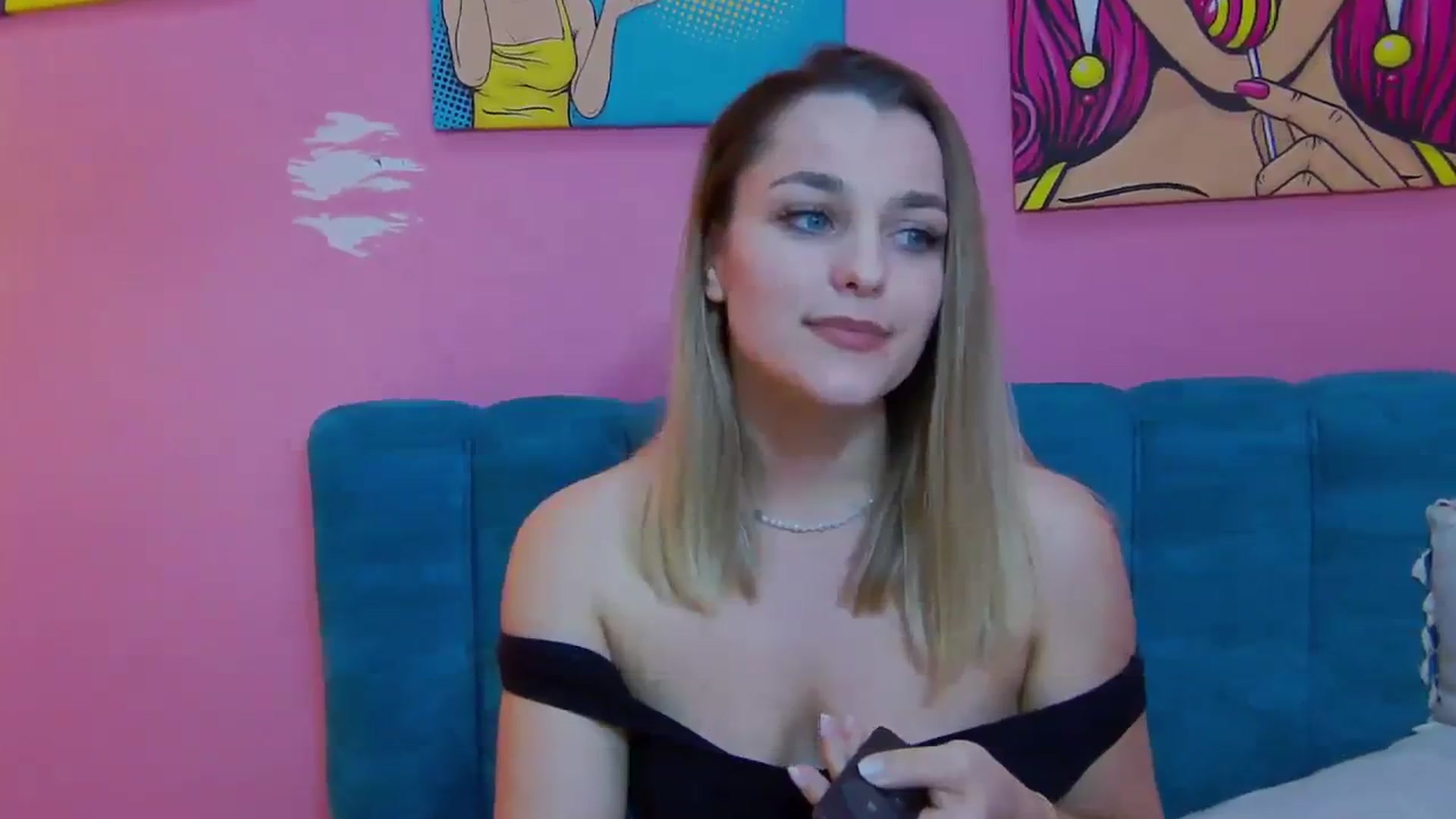 Gallery image thumbnail from Leyla_T's myfreecams stream on, 01/16/2024, 03:23 image 8 of 20