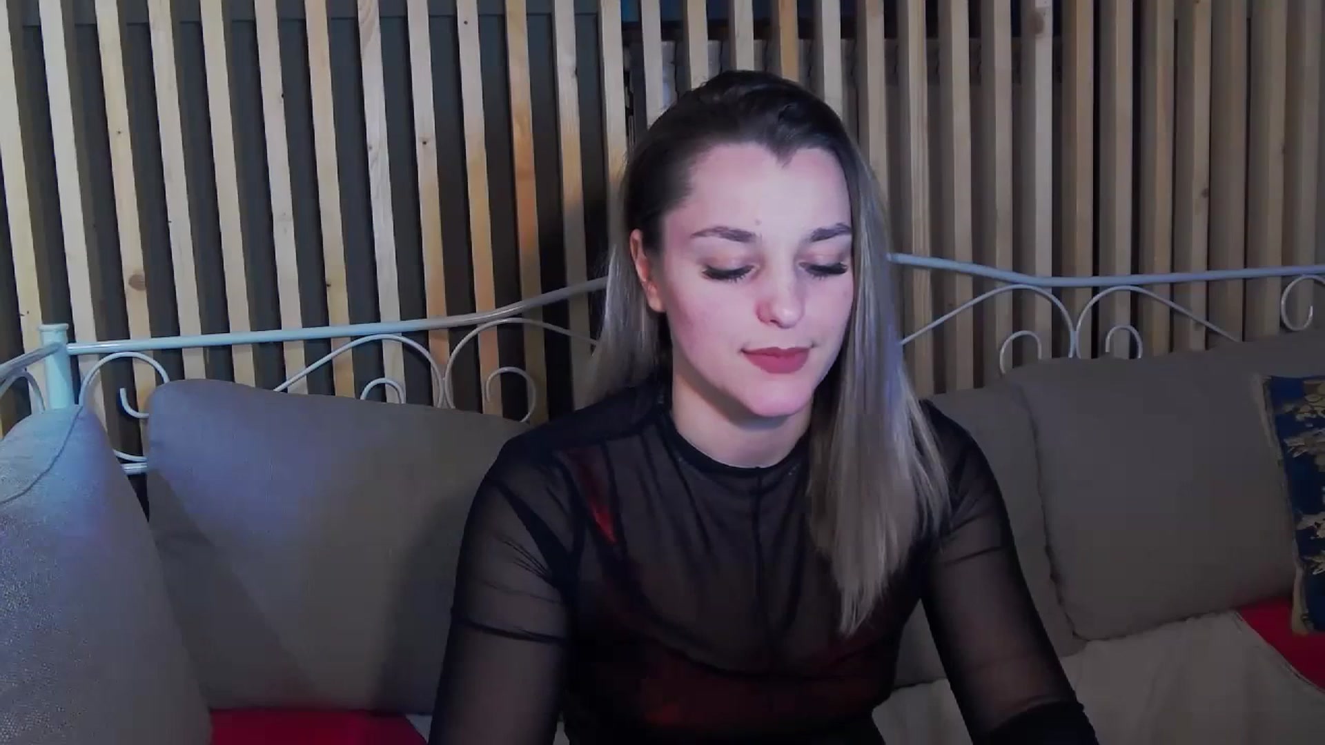 Gallery image thumbnail from Leyla_T's myfreecams stream on, 01/24/2024, 24:30 image 20 of 20