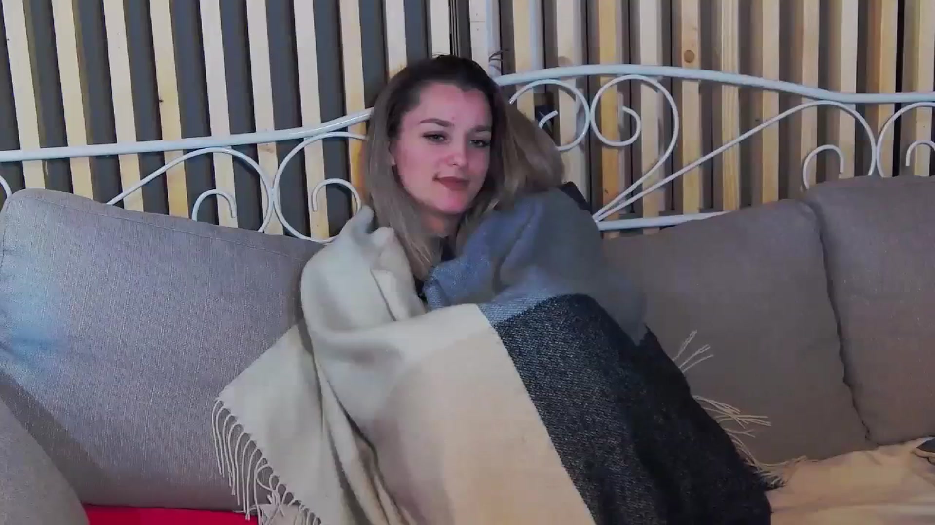 Gallery image thumbnail from Leyla_T's myfreecams stream on, 01/24/2024, 01:54 image 14 of 20