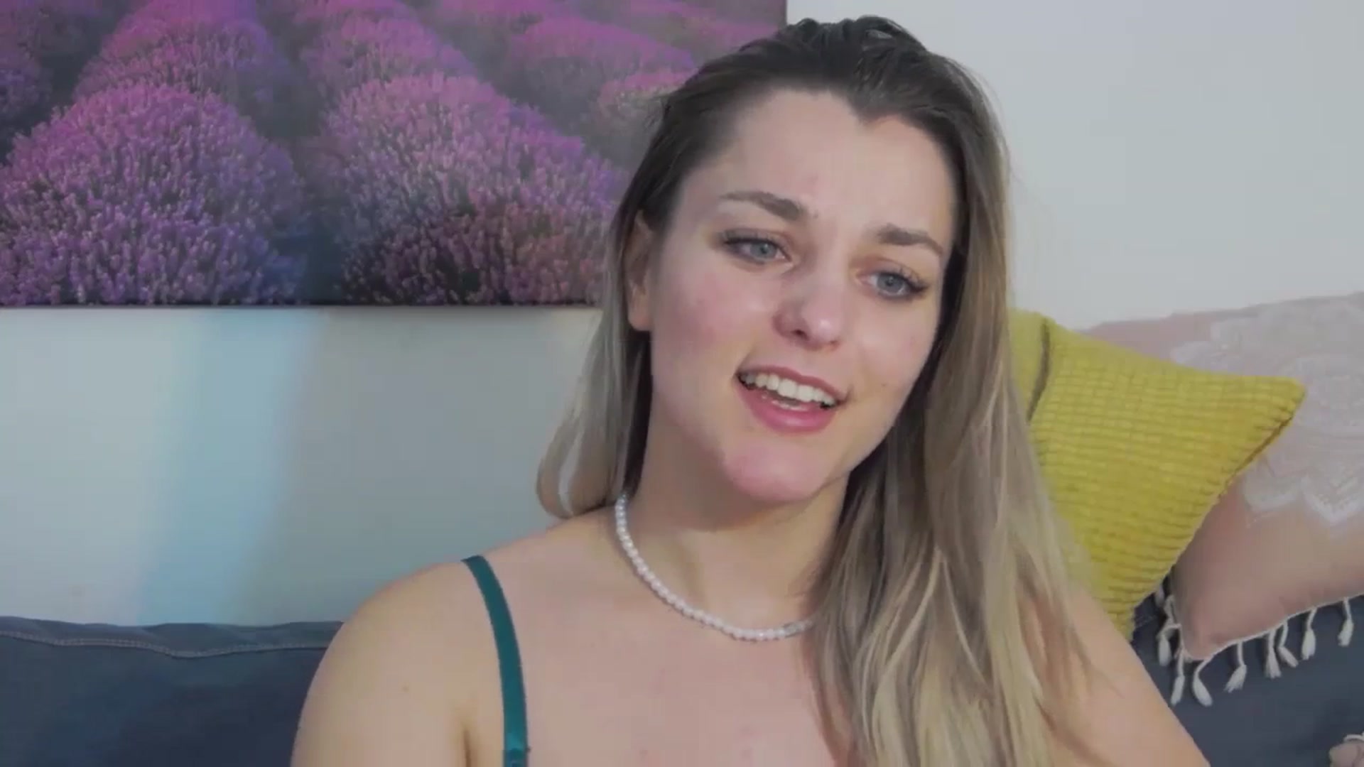 Gallery image thumbnail from Leyla_T's myfreecams stream on, 02/01/2024, 01:18 image 11 of 20