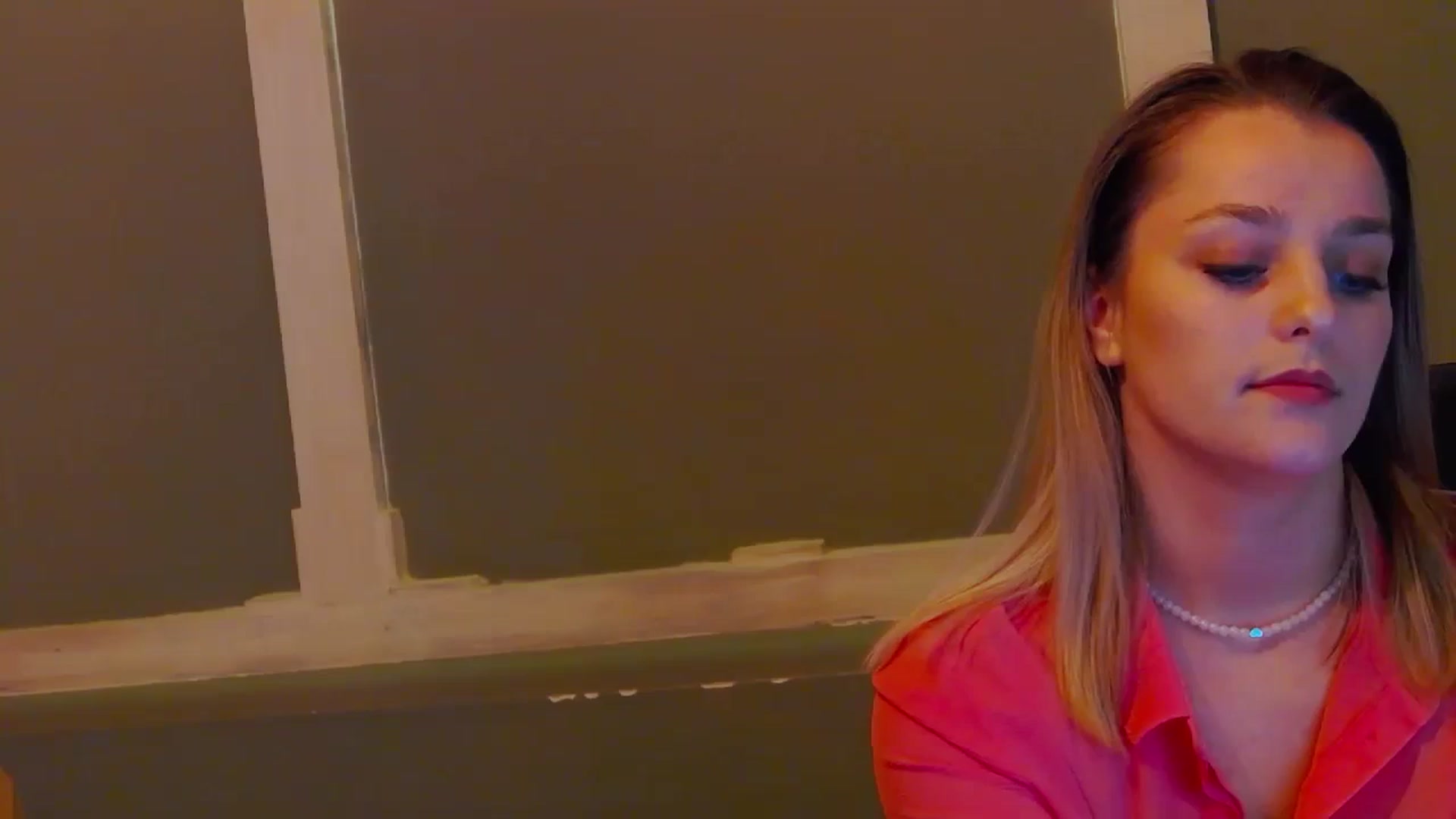 Gallery image thumbnail from Leyla_T's myfreecams stream on, 02/07/2024, 17:12 image 1 of 20
