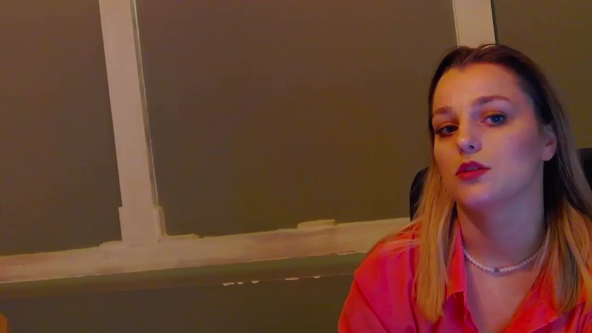 Gallery image thumbnail from Leyla_T's myfreecams stream on, 02/07/2024, 17:12 image 3 of 20
