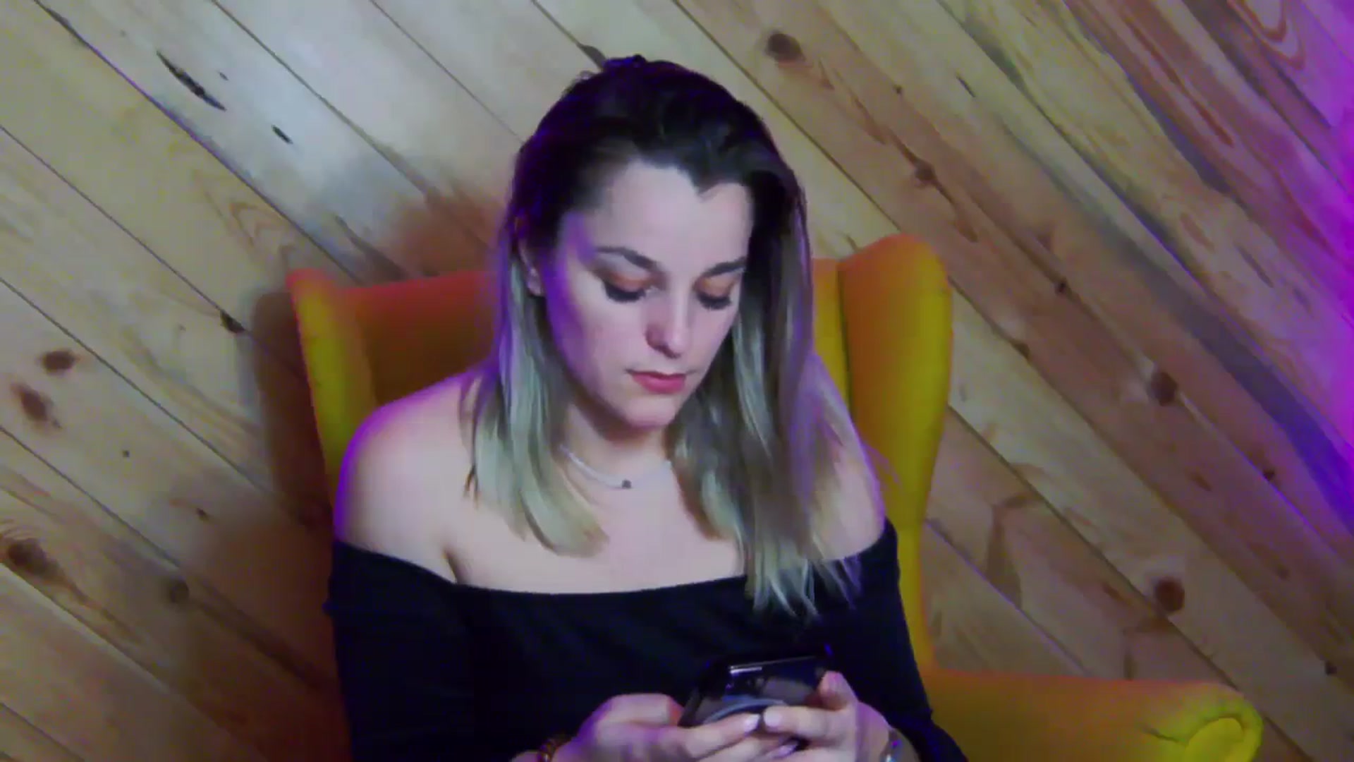 Gallery image thumbnail from Leyla_T's myfreecams stream on, 02/09/2024, 02:19 image 8 of 20