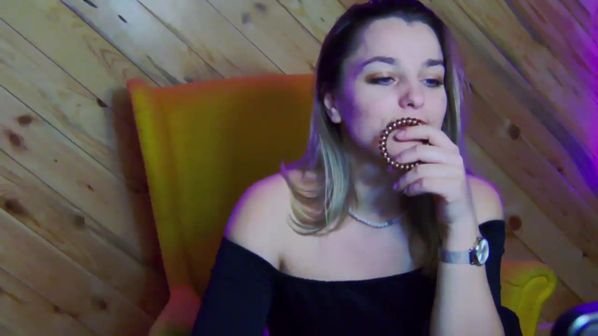 Gallery image thumbnail from Leyla_T's myfreecams stream on, 02/09/2024, 02:19 image 19 of 20