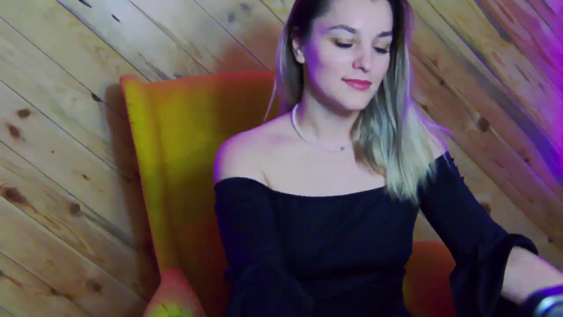 Gallery image thumbnail from Leyla_T's myfreecams stream on, 02/09/2024, 02:19 image 11 of 20
