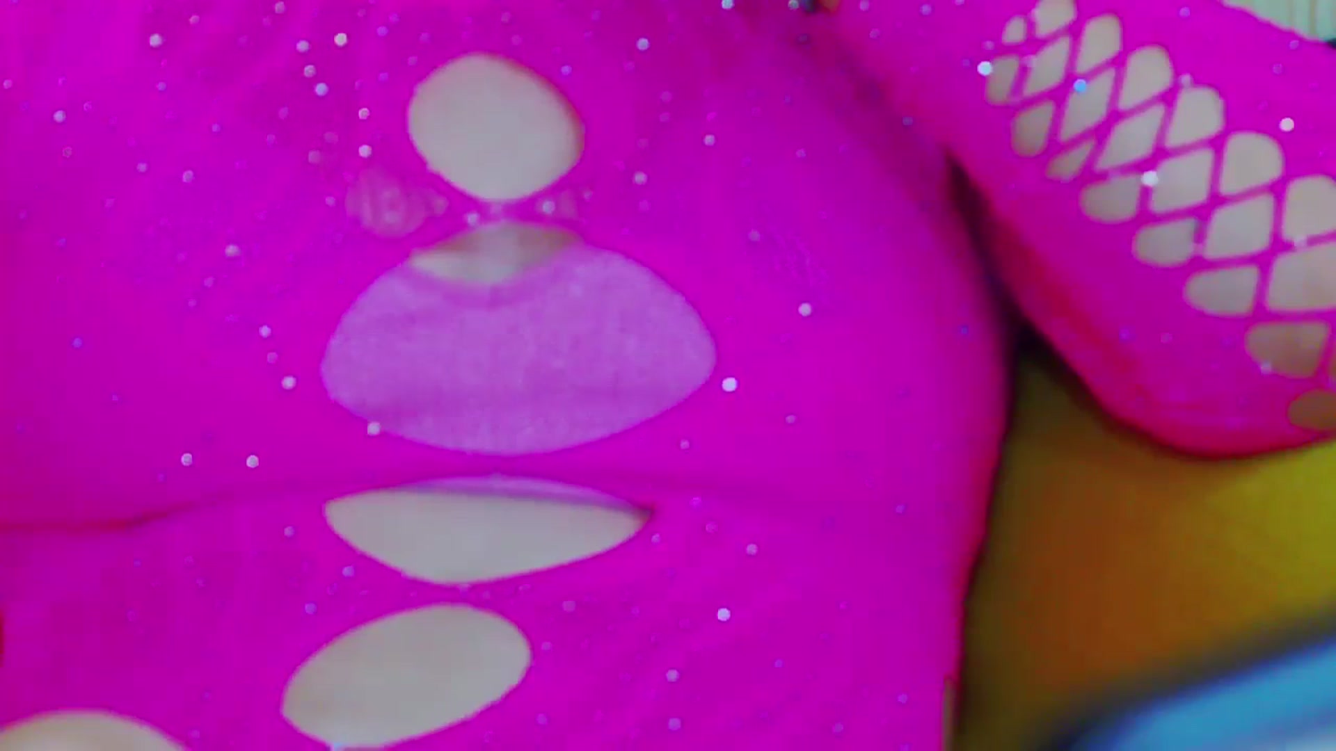 Gallery image thumbnail from Leyla_T's myfreecams stream on, 02/14/2024, 24:39 image 8 of 20