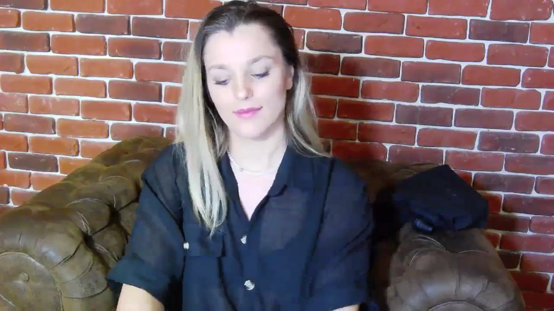 Gallery image thumbnail from Leyla_T's myfreecams stream on, 02/22/2024, 02:49 image 10 of 20