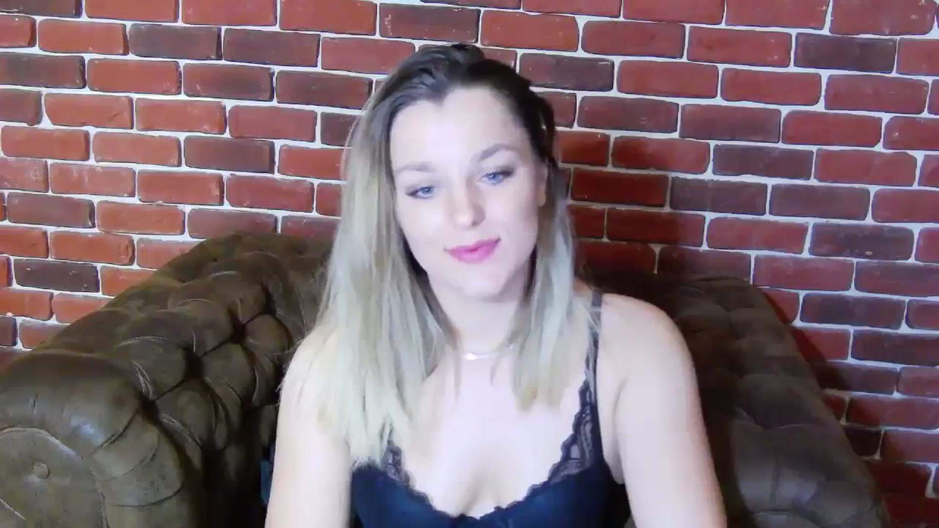 Gallery image thumbnail from Leyla_T's myfreecams stream on, 02/22/2024, 02:49 image 2 of 20