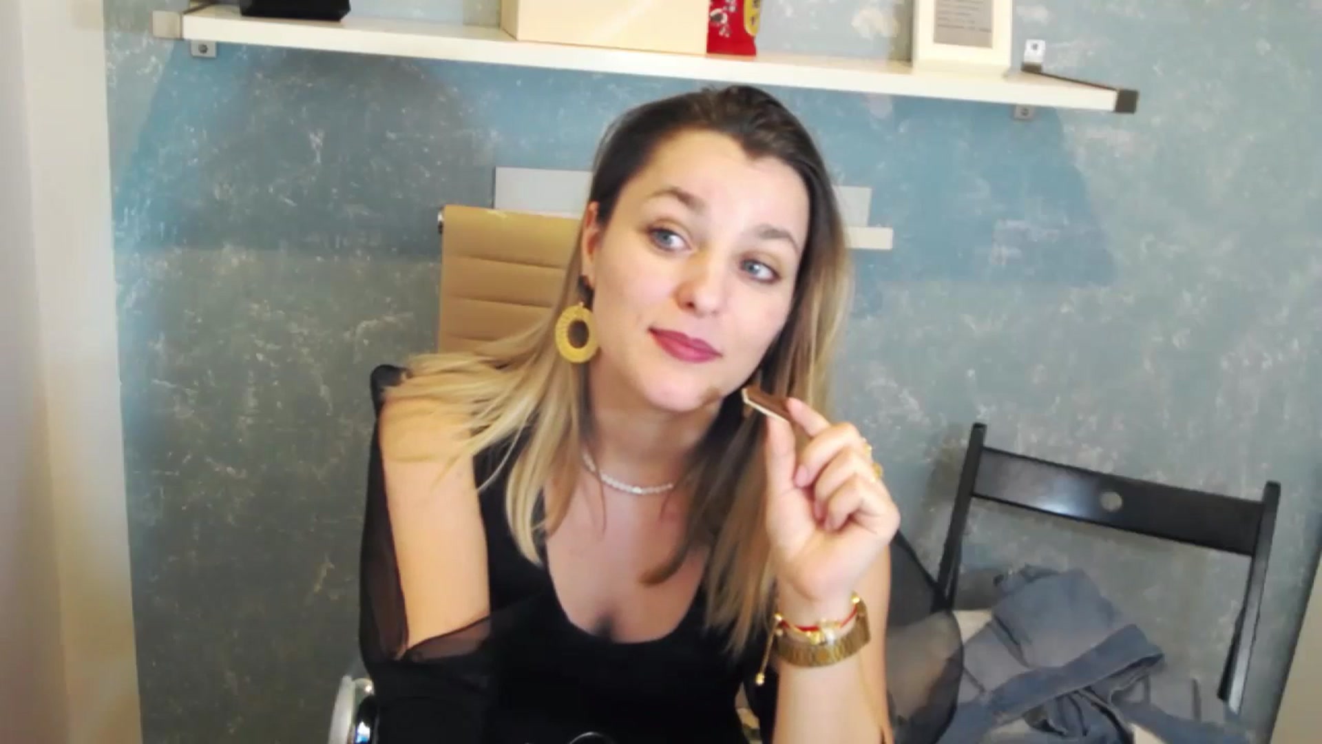 Gallery image thumbnail from Leyla_T's myfreecams stream on, 03/01/2024, 01:05 image 8 of 20