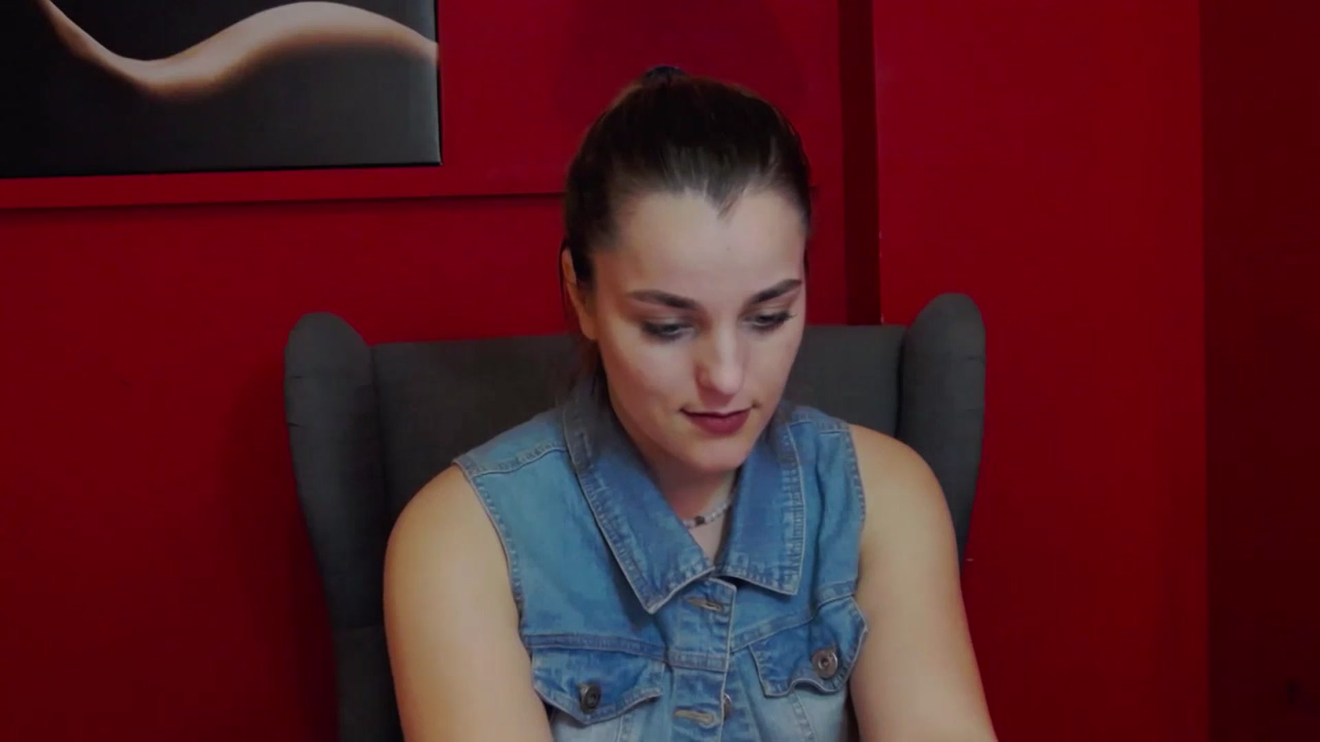 Gallery image thumbnail from Leyla_T's myfreecams stream on, 03/04/2024, 24:47 image 6 of 20