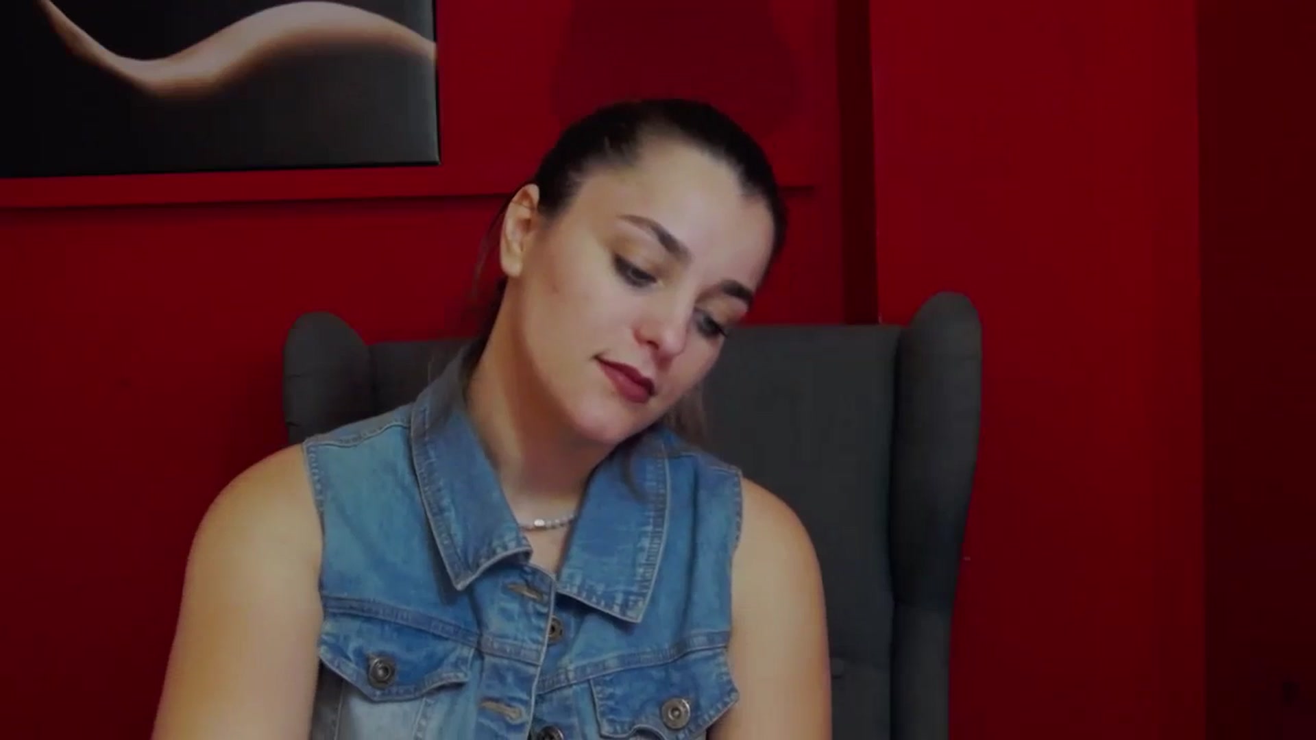 Gallery image thumbnail from Leyla_T's myfreecams stream on, 03/04/2024, 24:47 image 8 of 20
