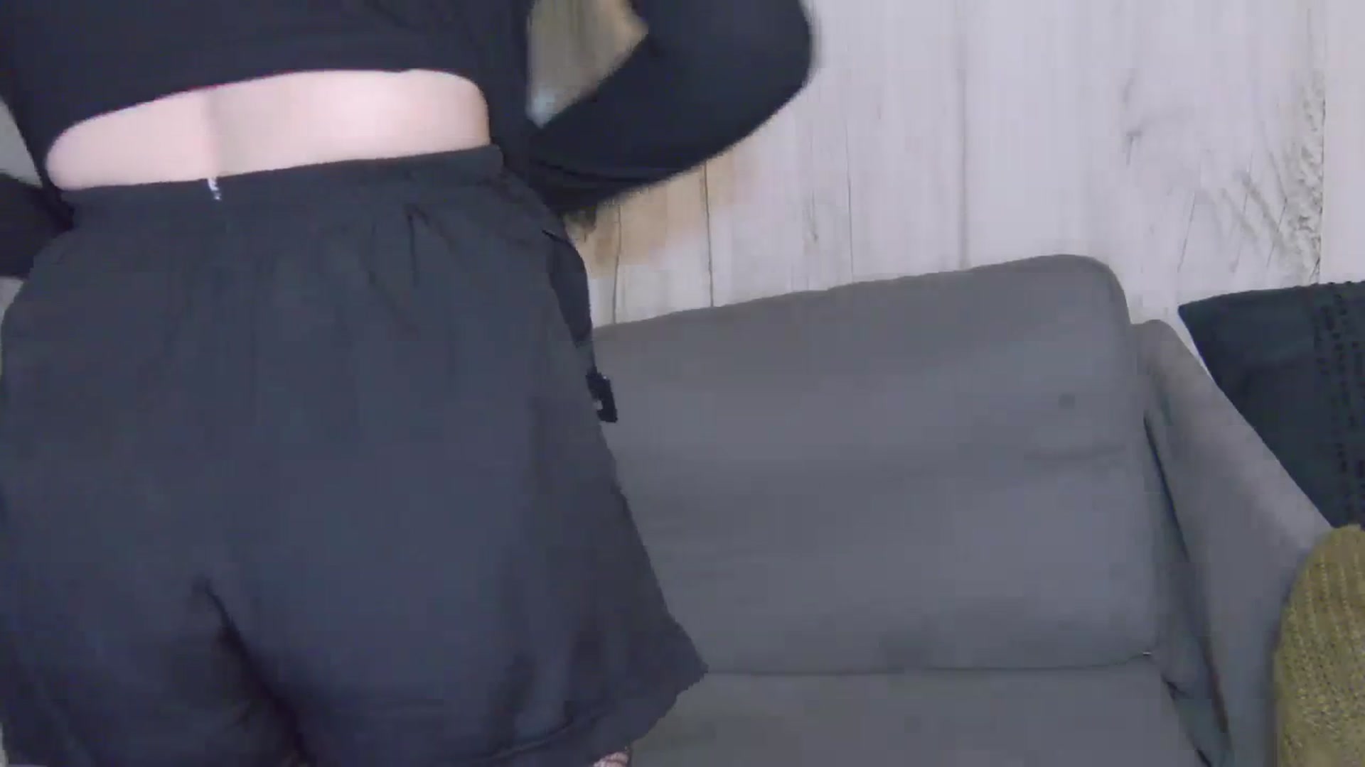 Gallery image thumbnail from Leyla_T's myfreecams stream on, 03/05/2024, 01:35 image 15 of 20