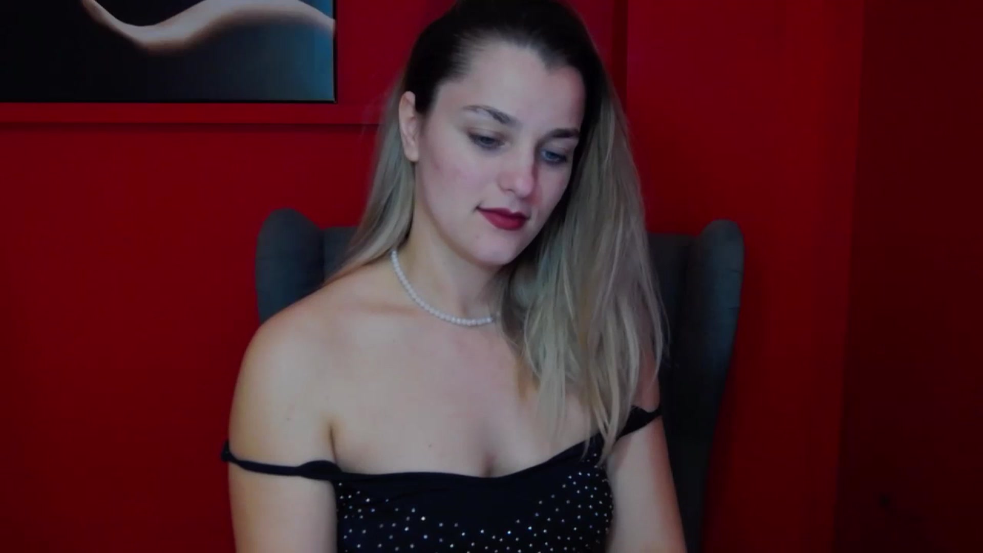 Gallery image thumbnail from Leyla_T's myfreecams stream on, 03/13/2024, 23:45 image 8 of 20