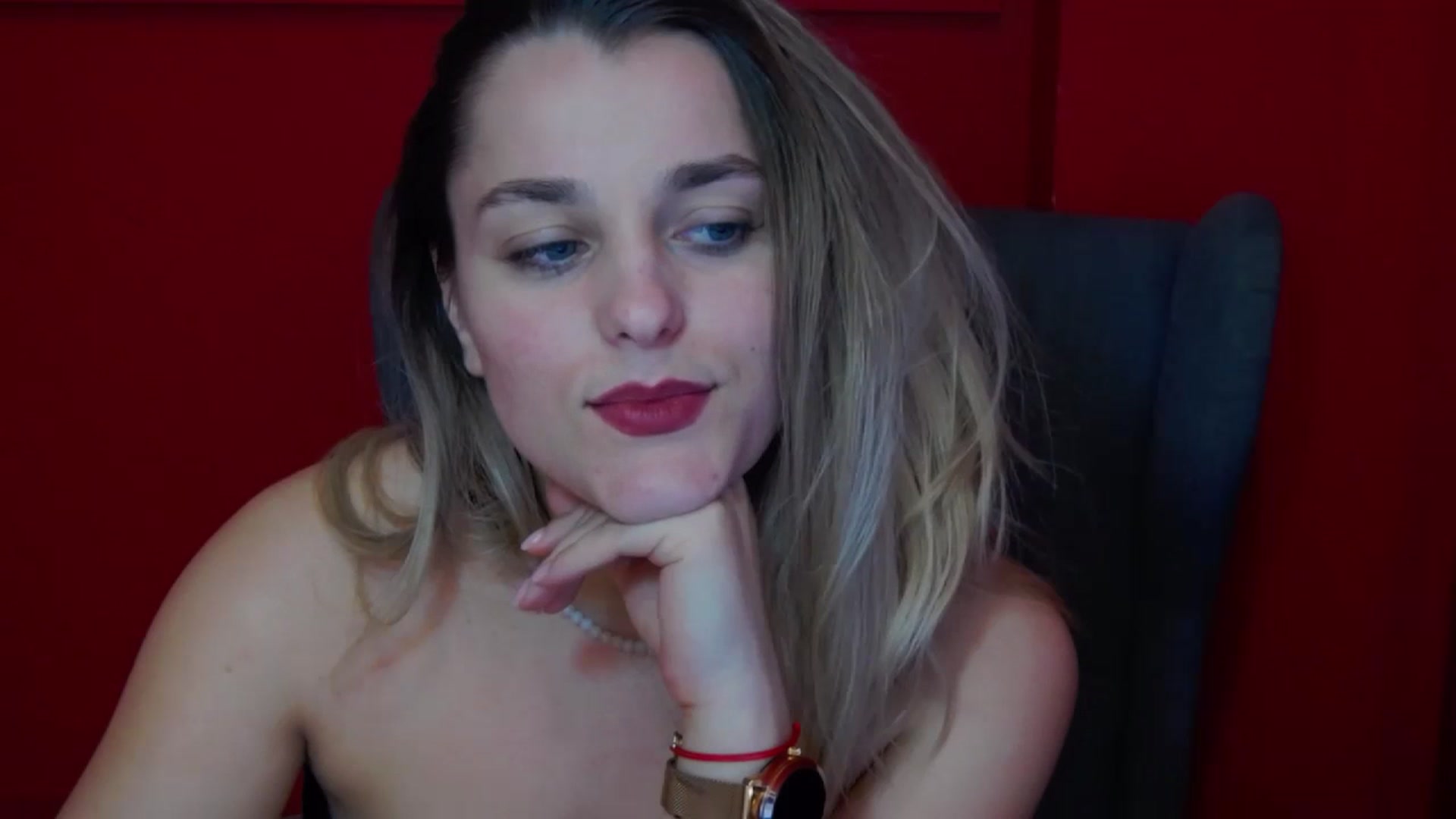 Gallery image thumbnail from Leyla_T's myfreecams stream on, 03/14/2024, 01:53 image 19 of 20