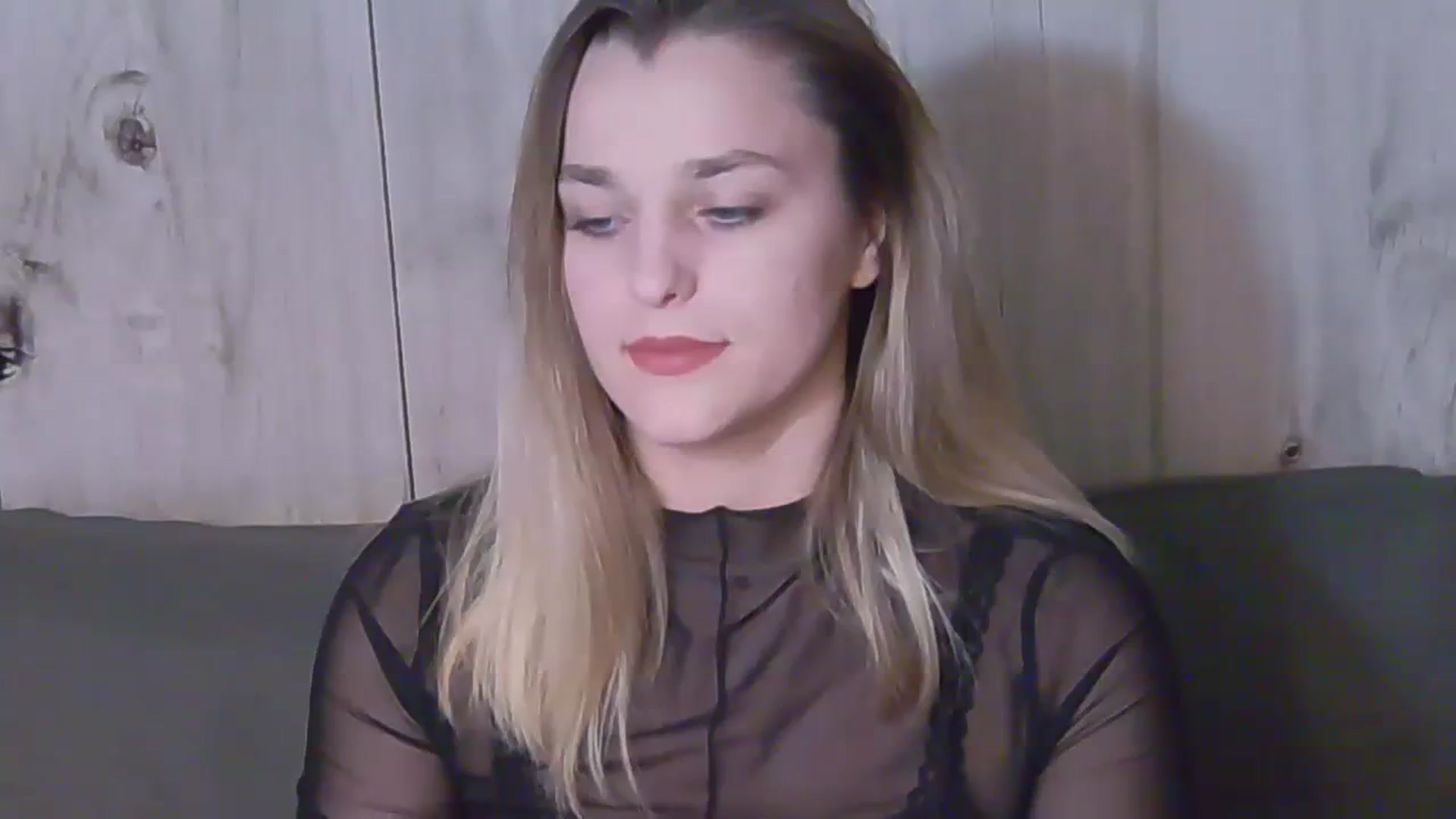 Gallery image thumbnail from Leyla_T's myfreecams stream on, 03/16/2024, 24:12 image 10 of 20