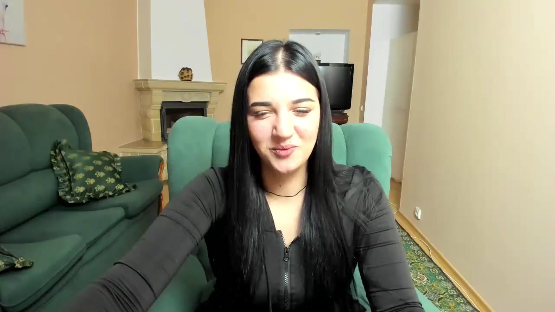 Gallery image thumbnail from Leyla_ls's myfreecams stream on, 08/10/2025, 19:42 image 3 of 20