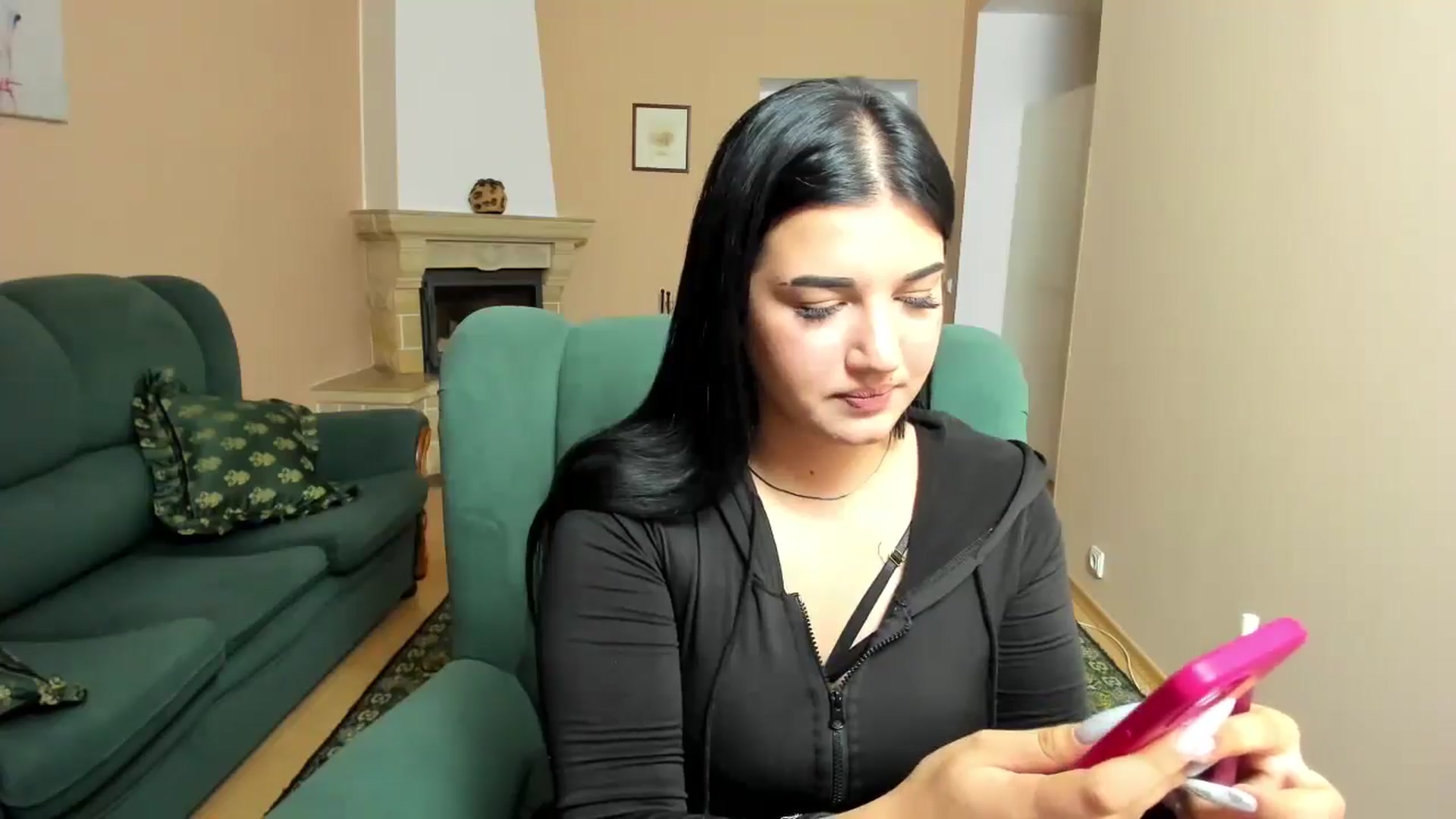 Gallery image thumbnail from Leyla_ls's myfreecams stream on, 08/10/2025, 19:42 image 13 of 20