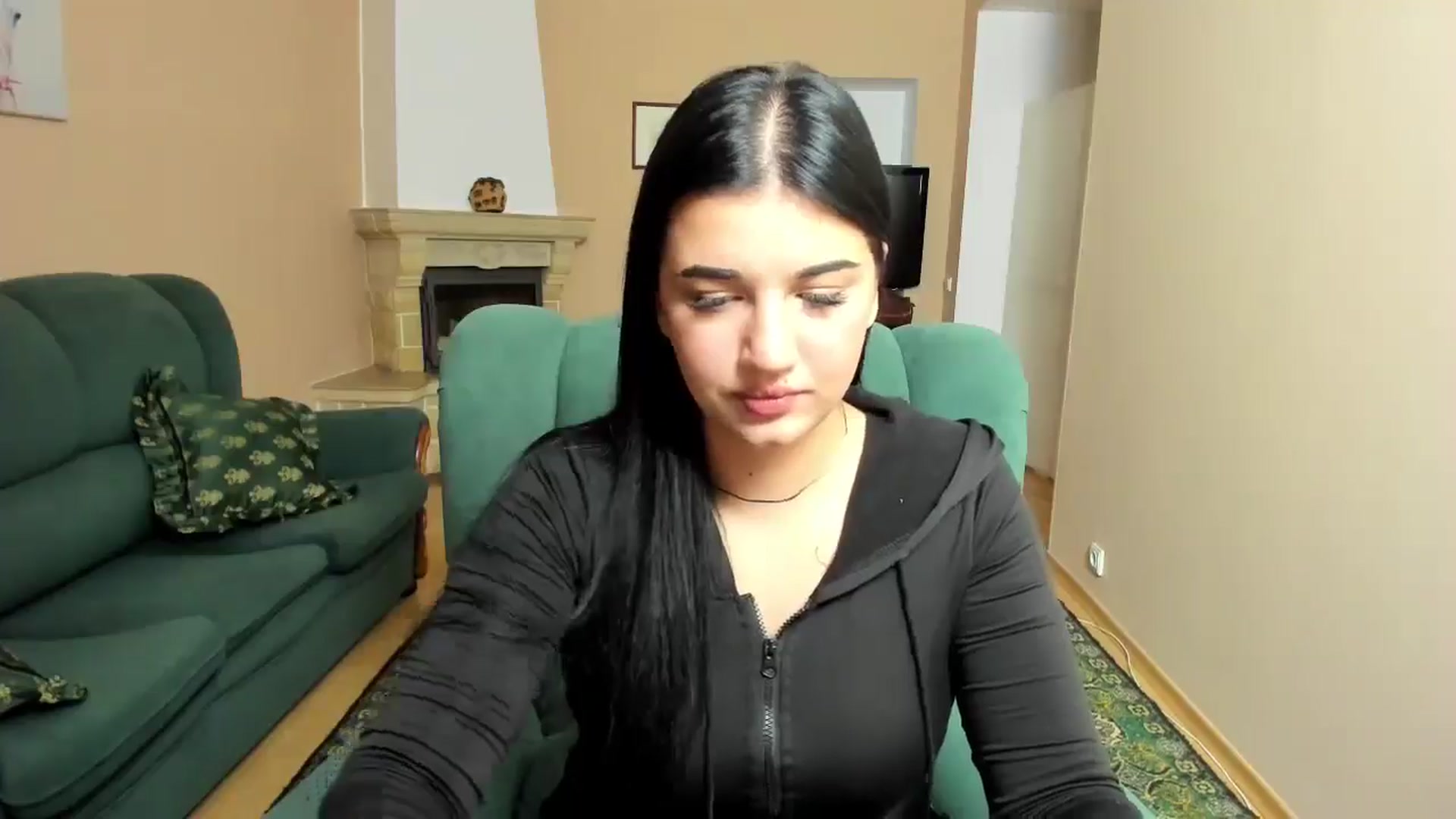 Gallery image thumbnail from Leyla_ls's myfreecams stream on, 08/10/2025, 19:42 image 8 of 20