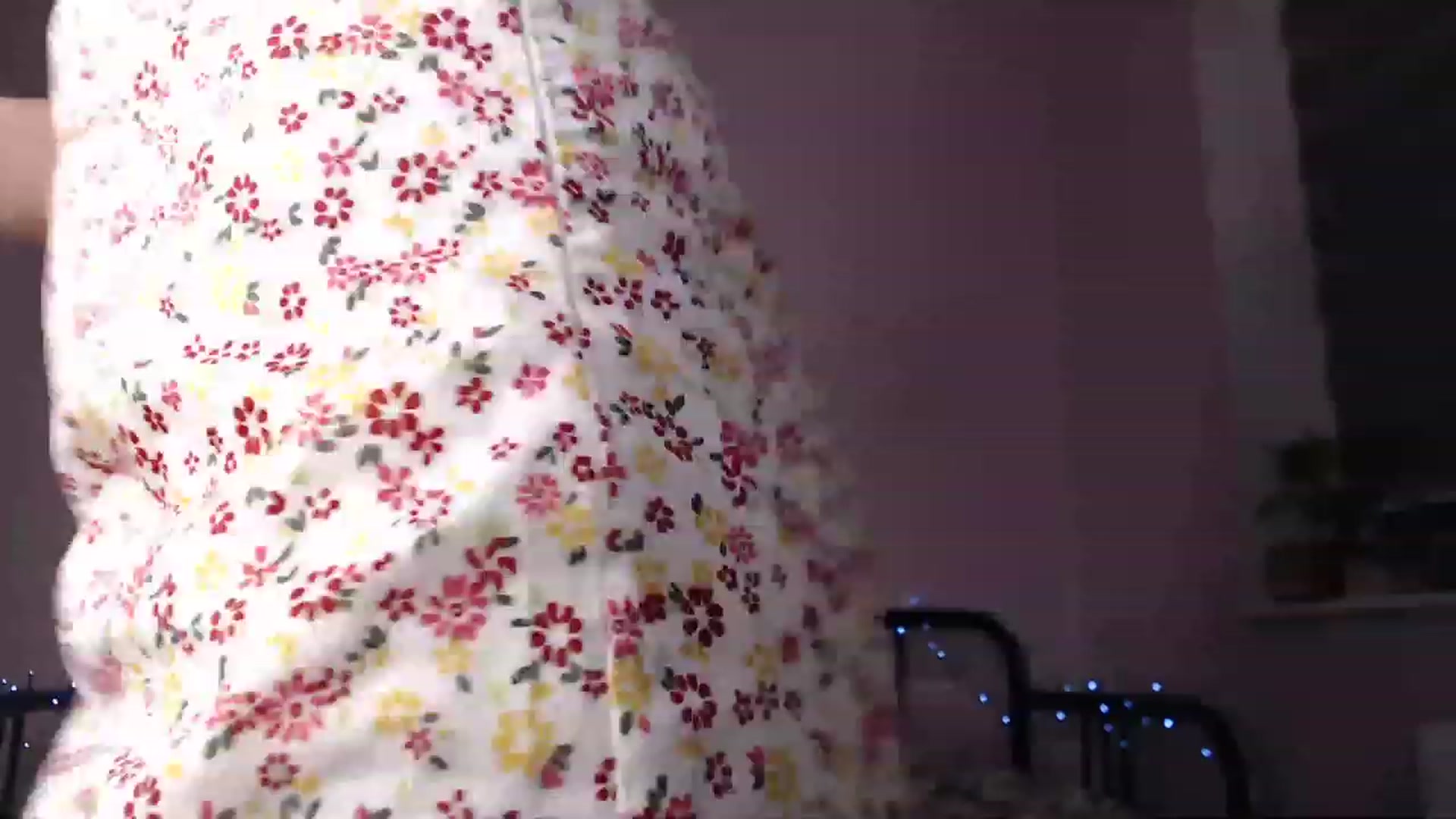 Gallery image thumbnail from Li_lit's myfreecams stream on, 12/06/2022, 24:38 image 9 of 20
