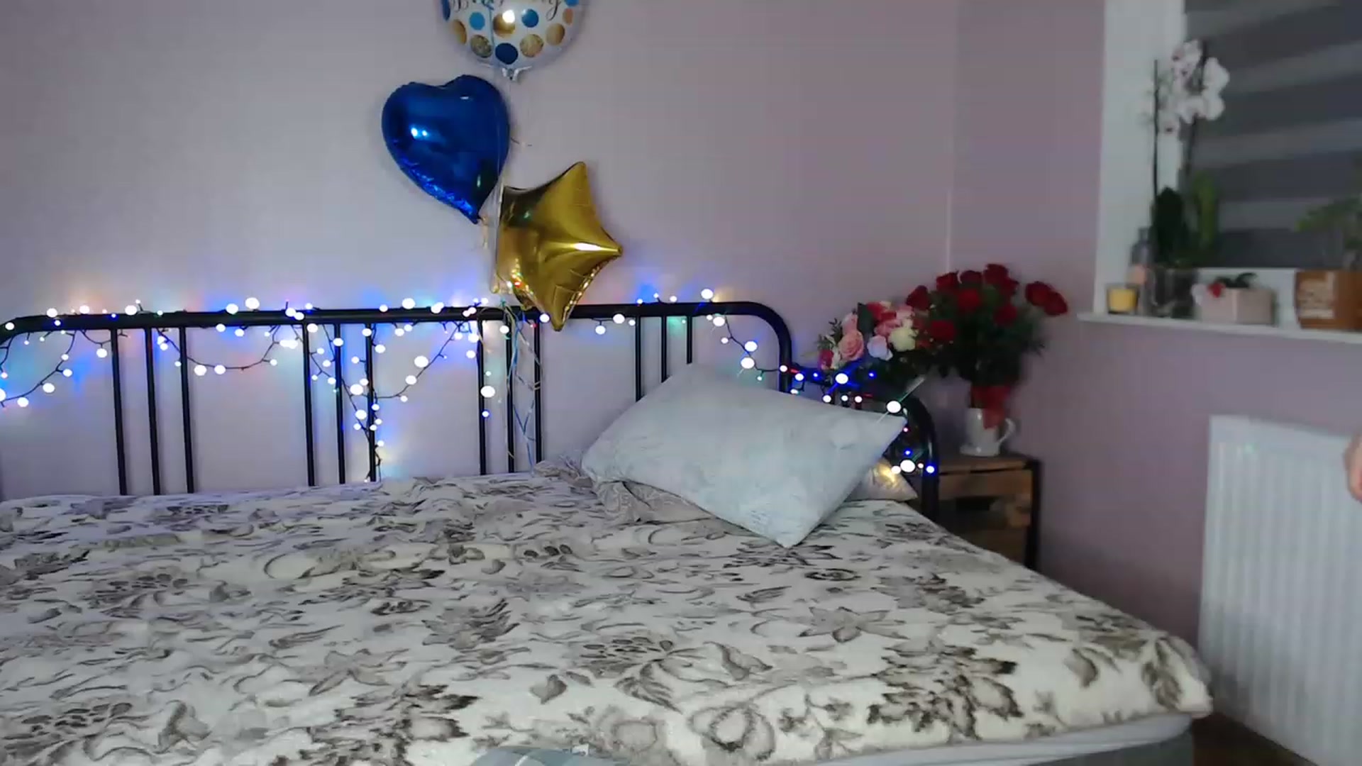 Gallery image thumbnail from Li_lit's myfreecams stream on, 02/07/2023, 24:49 image 14 of 20