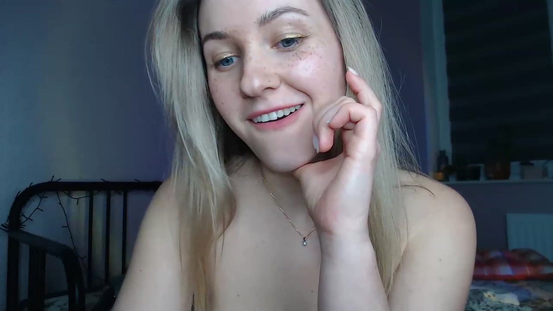 Gallery image thumbnail from Li_lit's myfreecams stream on, 03/04/2023, 24:01 image 12 of 20